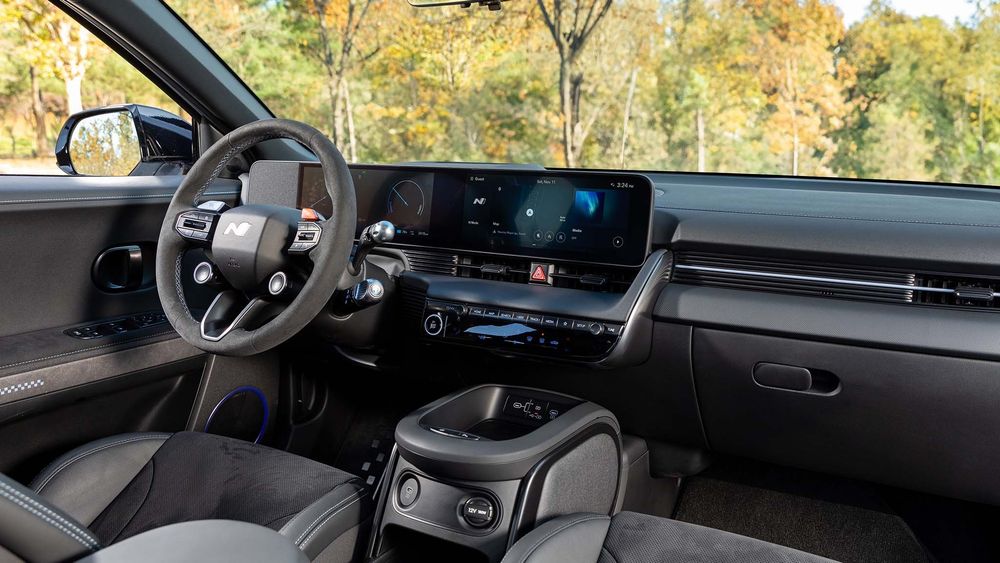 004 2025 hyundai ioniq 5 n front interior