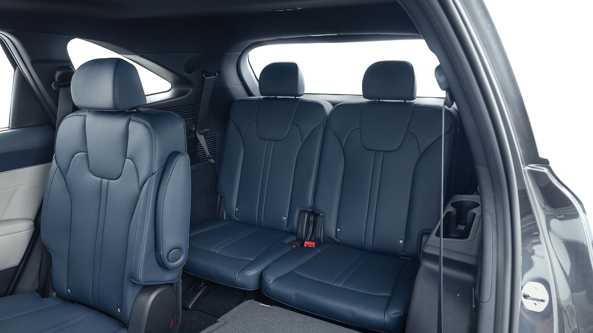 003 2023 kia sorento phev third row seats