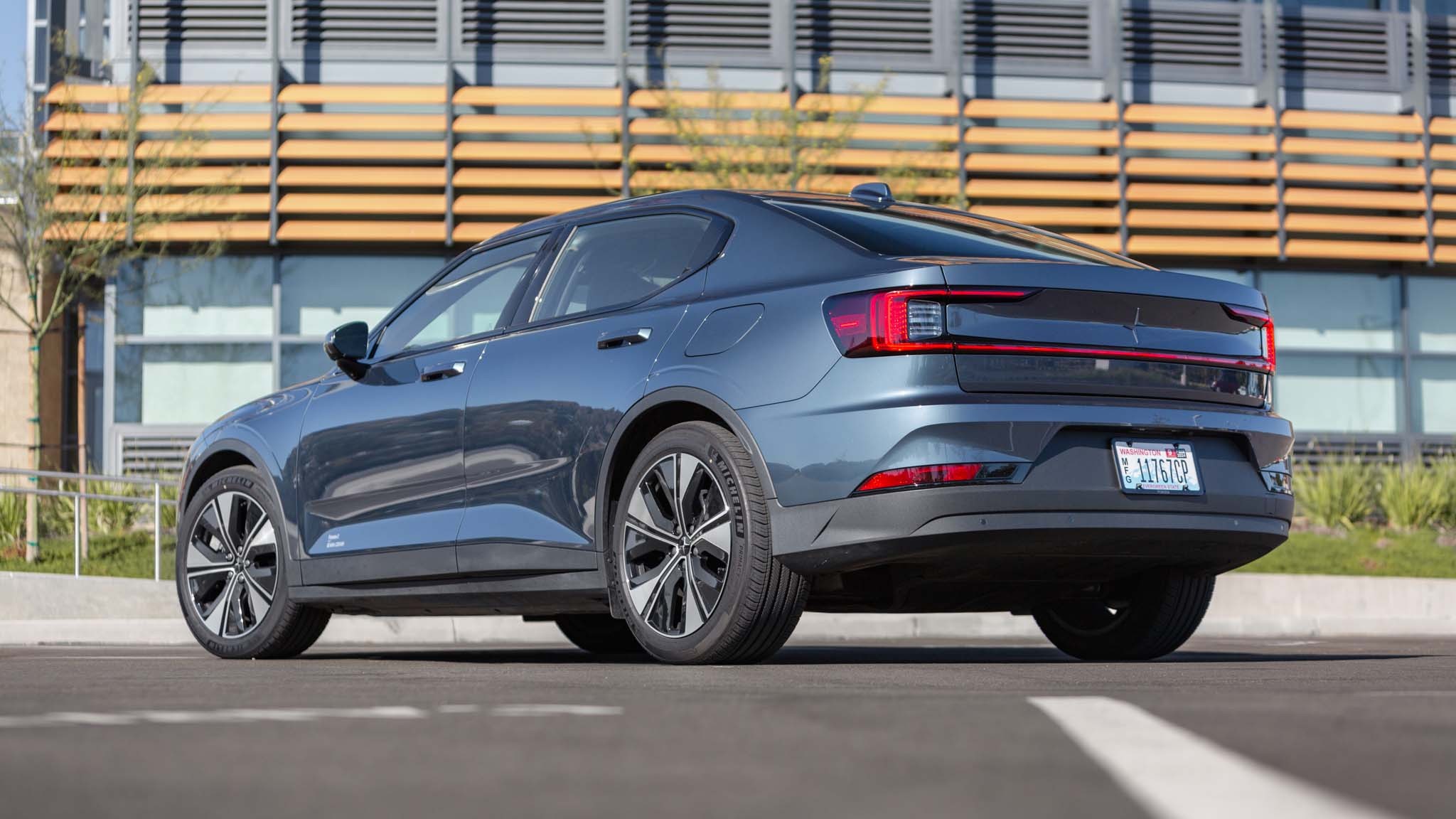 028 2024 polestar 2 rear side view