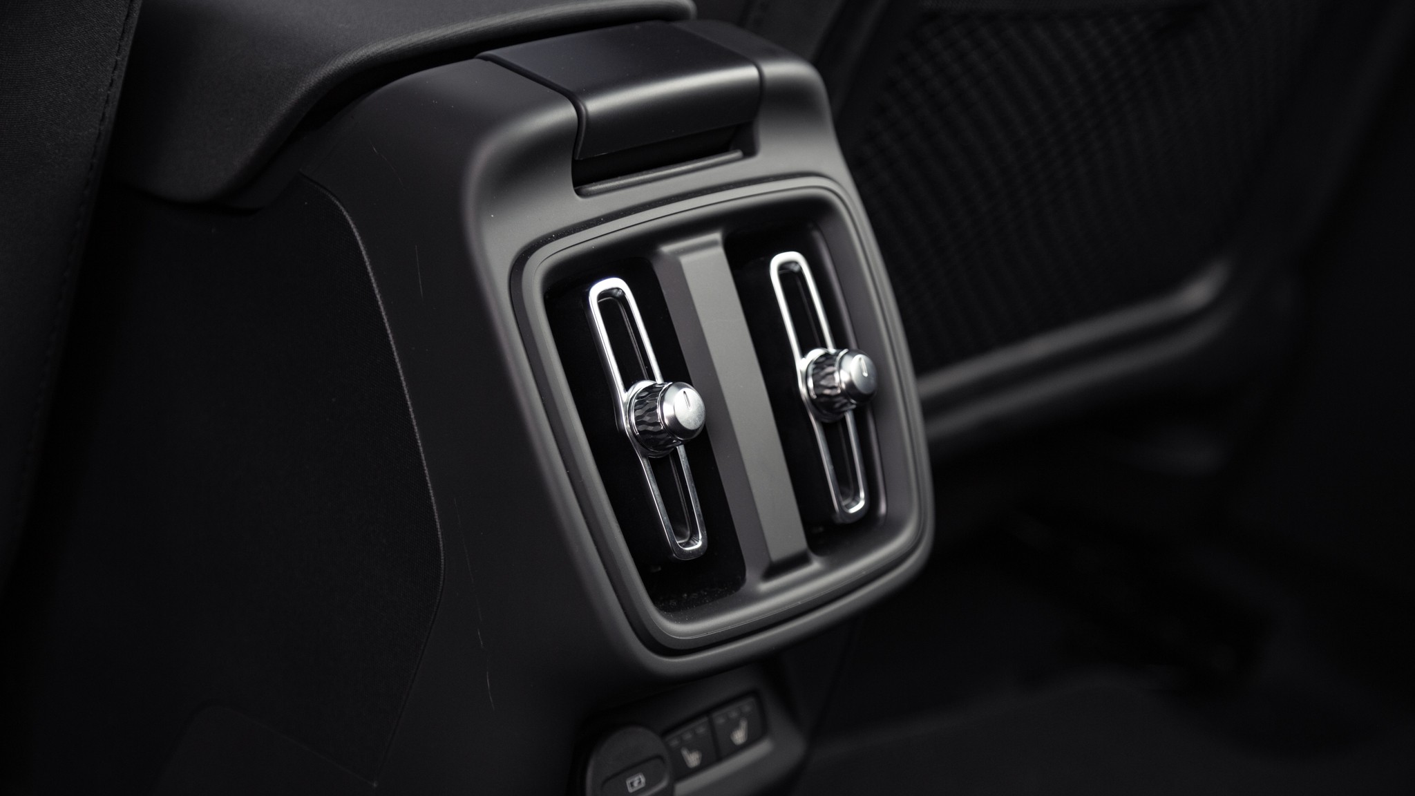 012 2024 Polestar 2 RWD rear air control