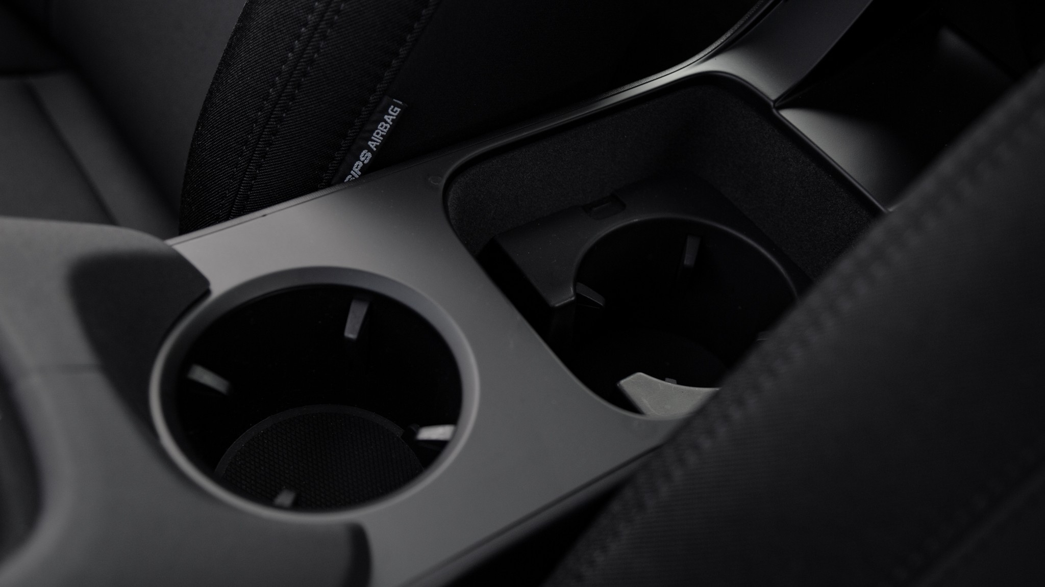 028 2024 Polestar 2 RWD interior detail