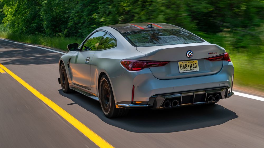 009 2023 BMW M4 CSL in action