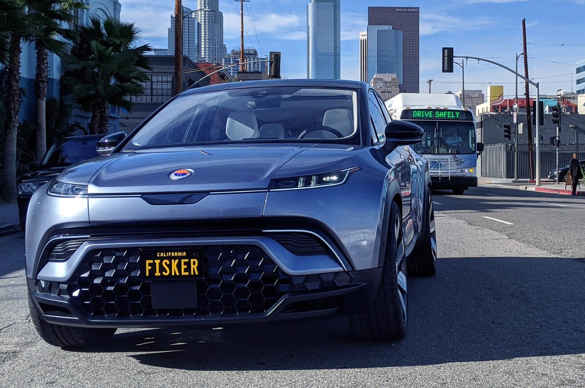 2022 Fisker Ocean front quarter 03