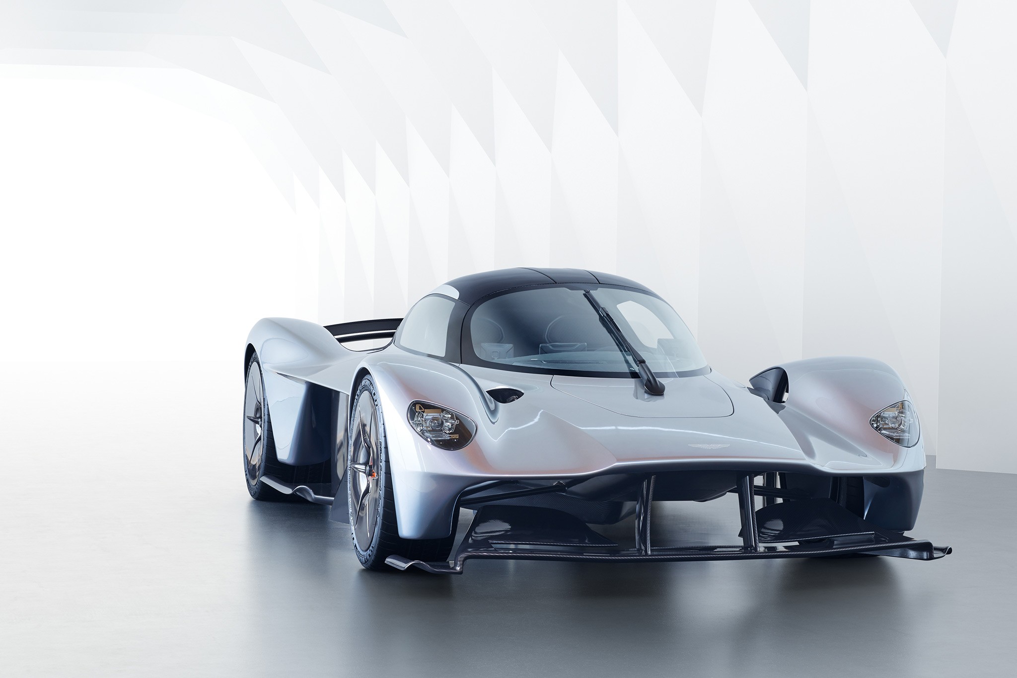 Aston Martin Valkyrie July 2017 07