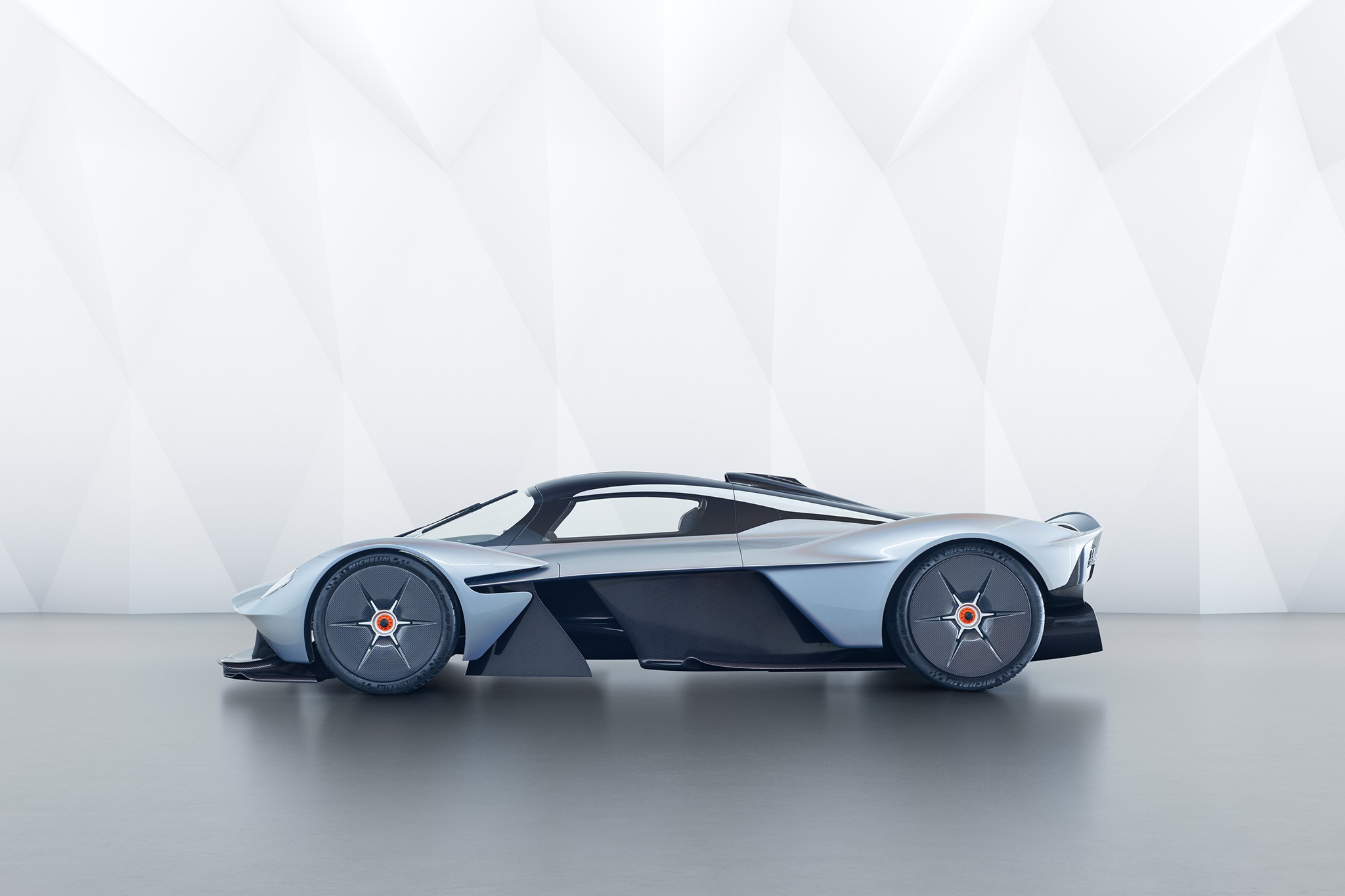 Aston Martin Valkyrie July 2017 17