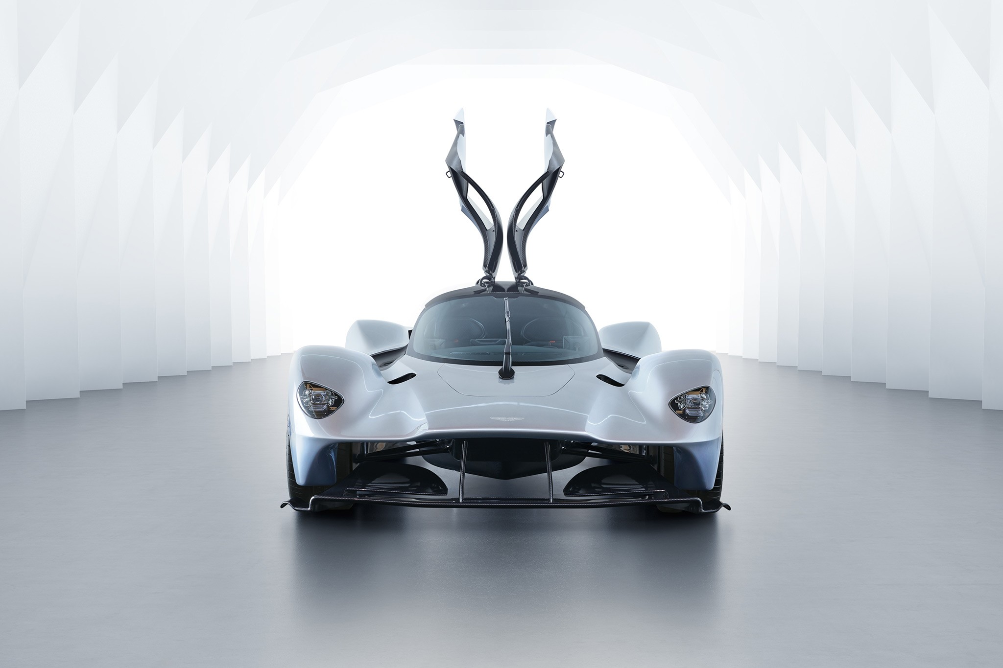 Aston Martin Valkyrie July 2017 02