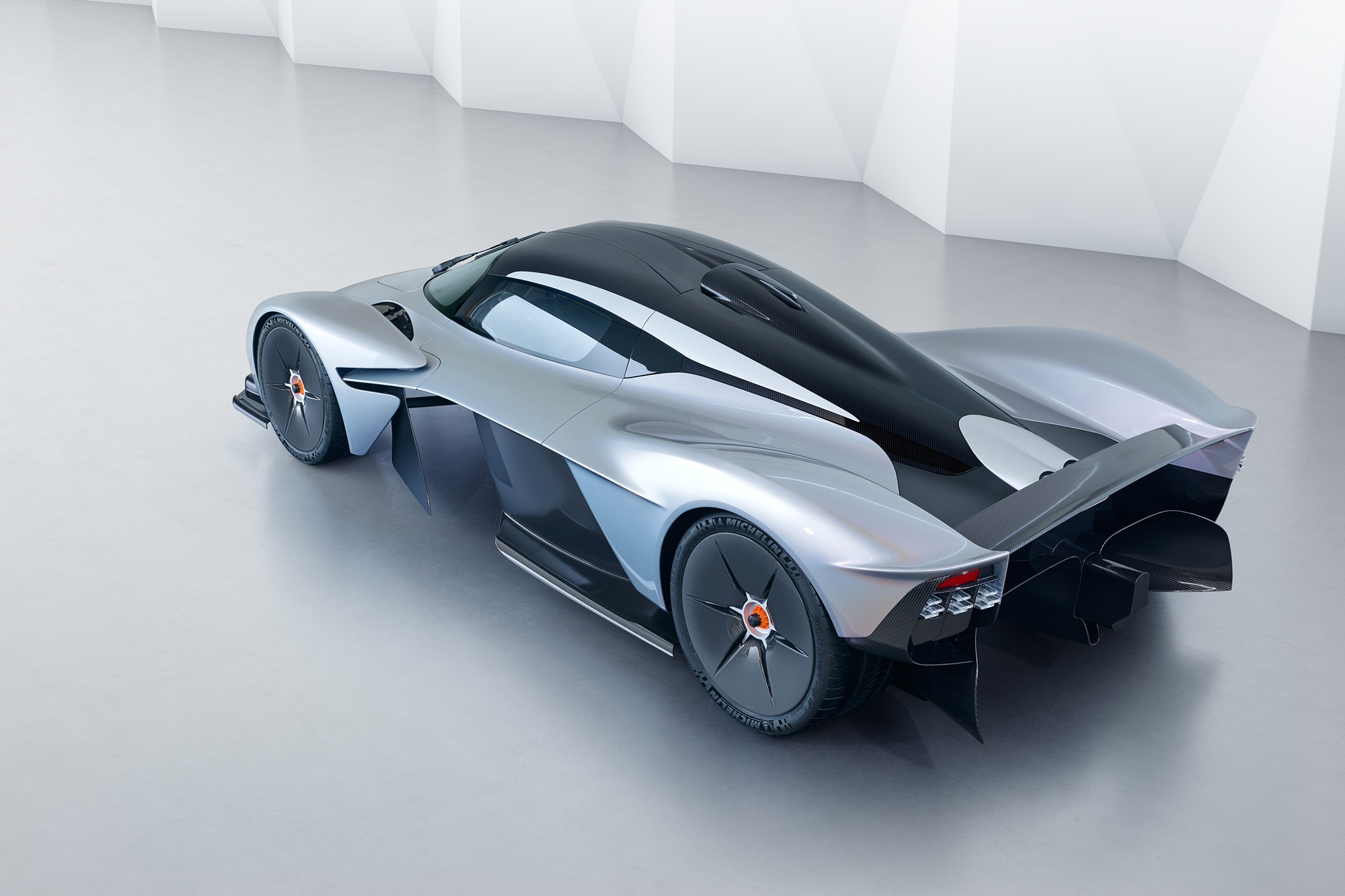 Aston Martin Valkyrie July 2017 14