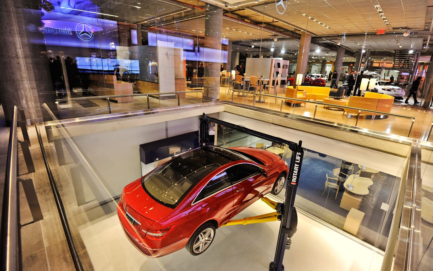 car dealerships mercedes