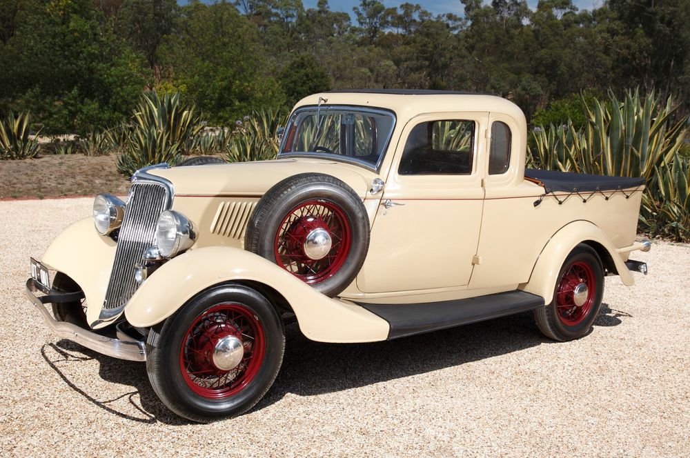 Restored Bandt ute front view