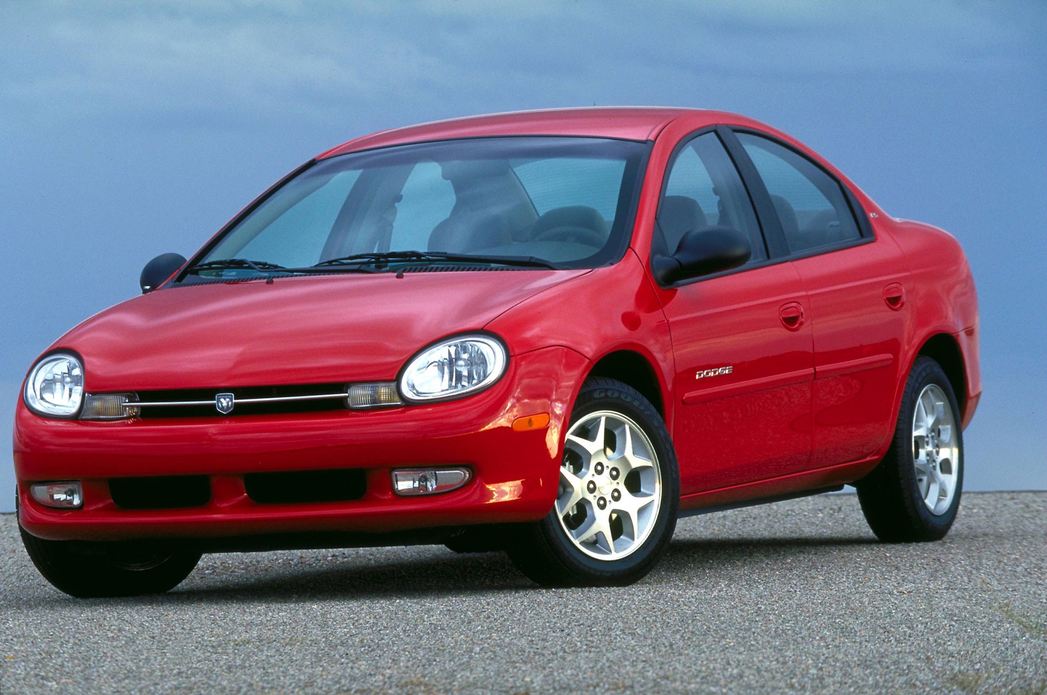 1998 Dodge Neon front three quarter view