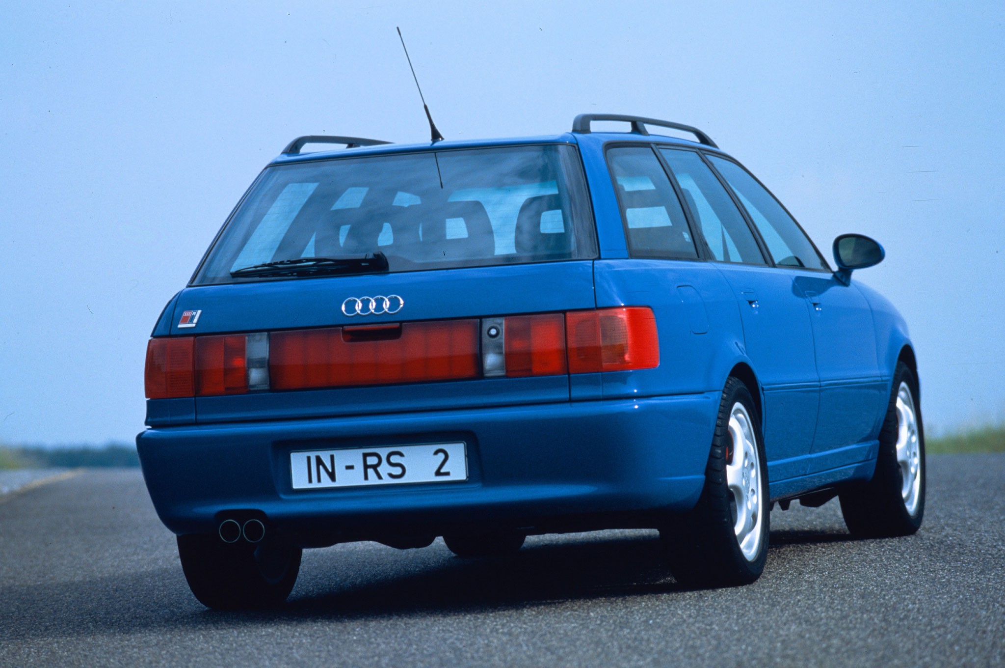 1993 Audi Avant RS2 rear three quarter view