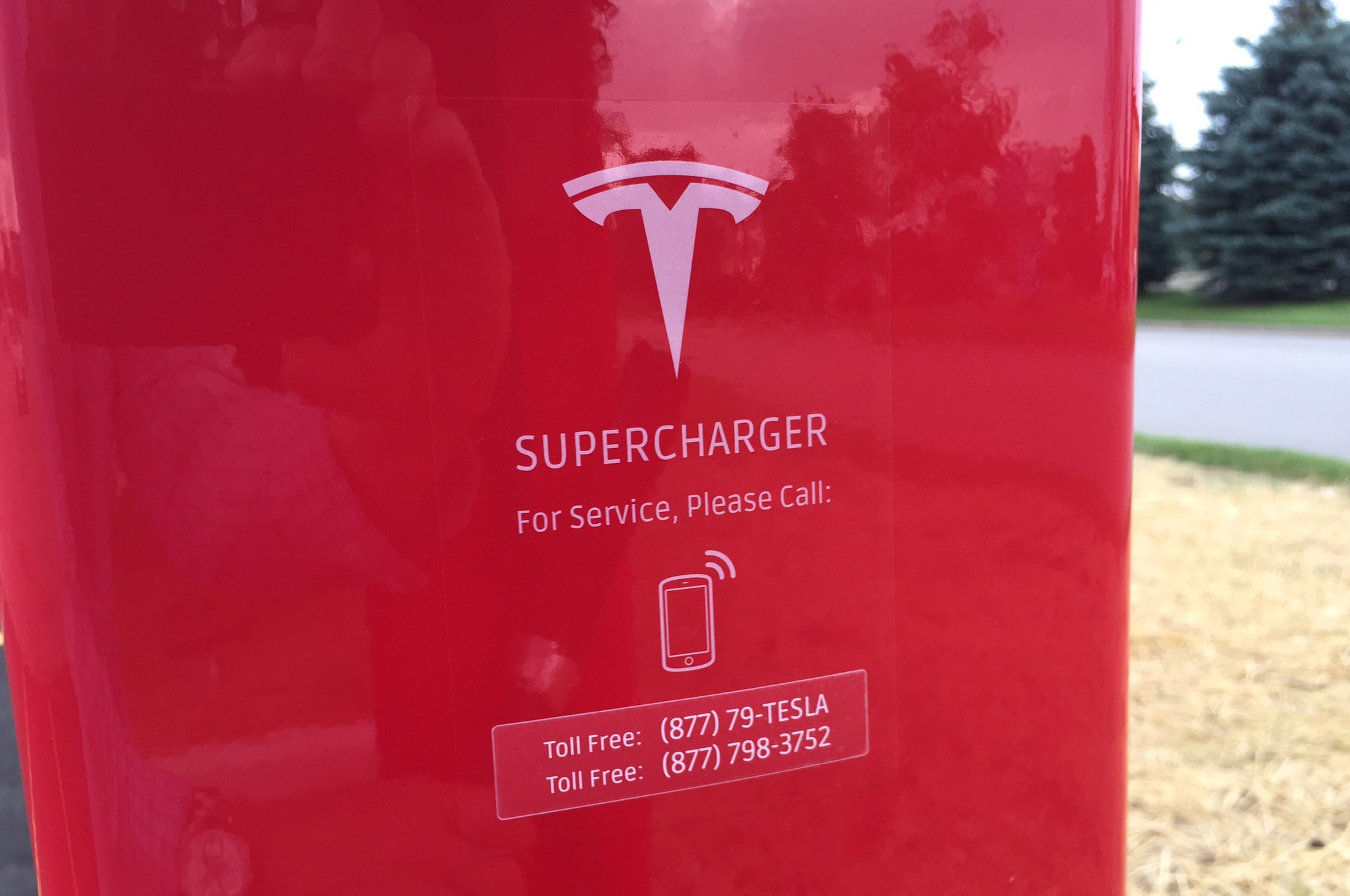 Tesla Supercharger 14