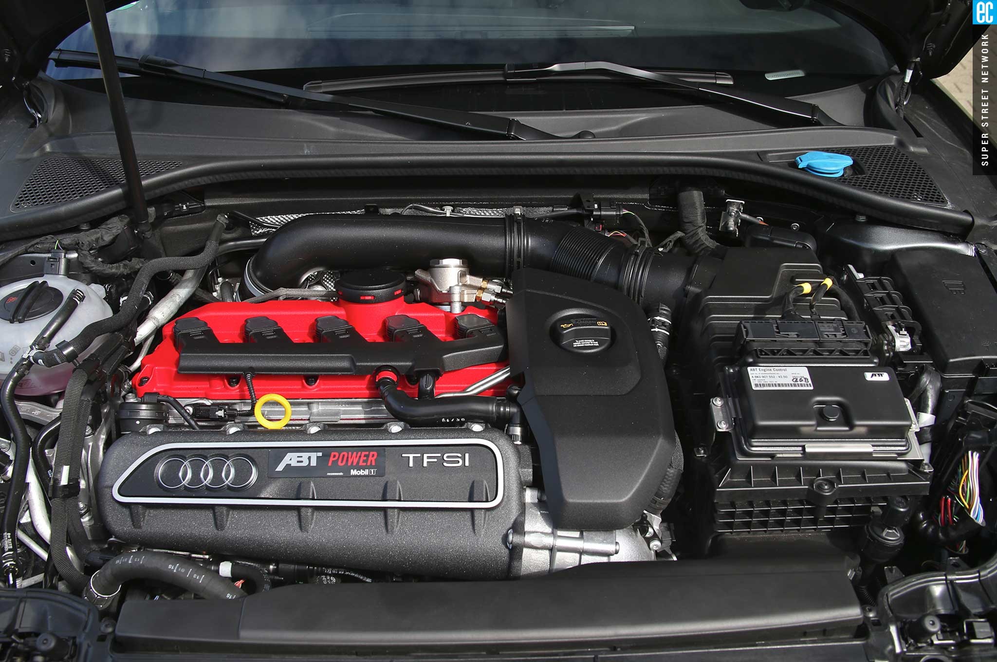 abt sportsline 2015 audi rs3 ea855 engine1