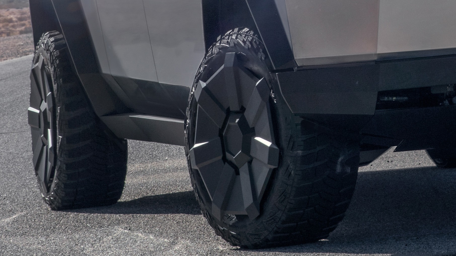 Tesla Cybertruck Electric Pickup Truck Wheels and Tires
