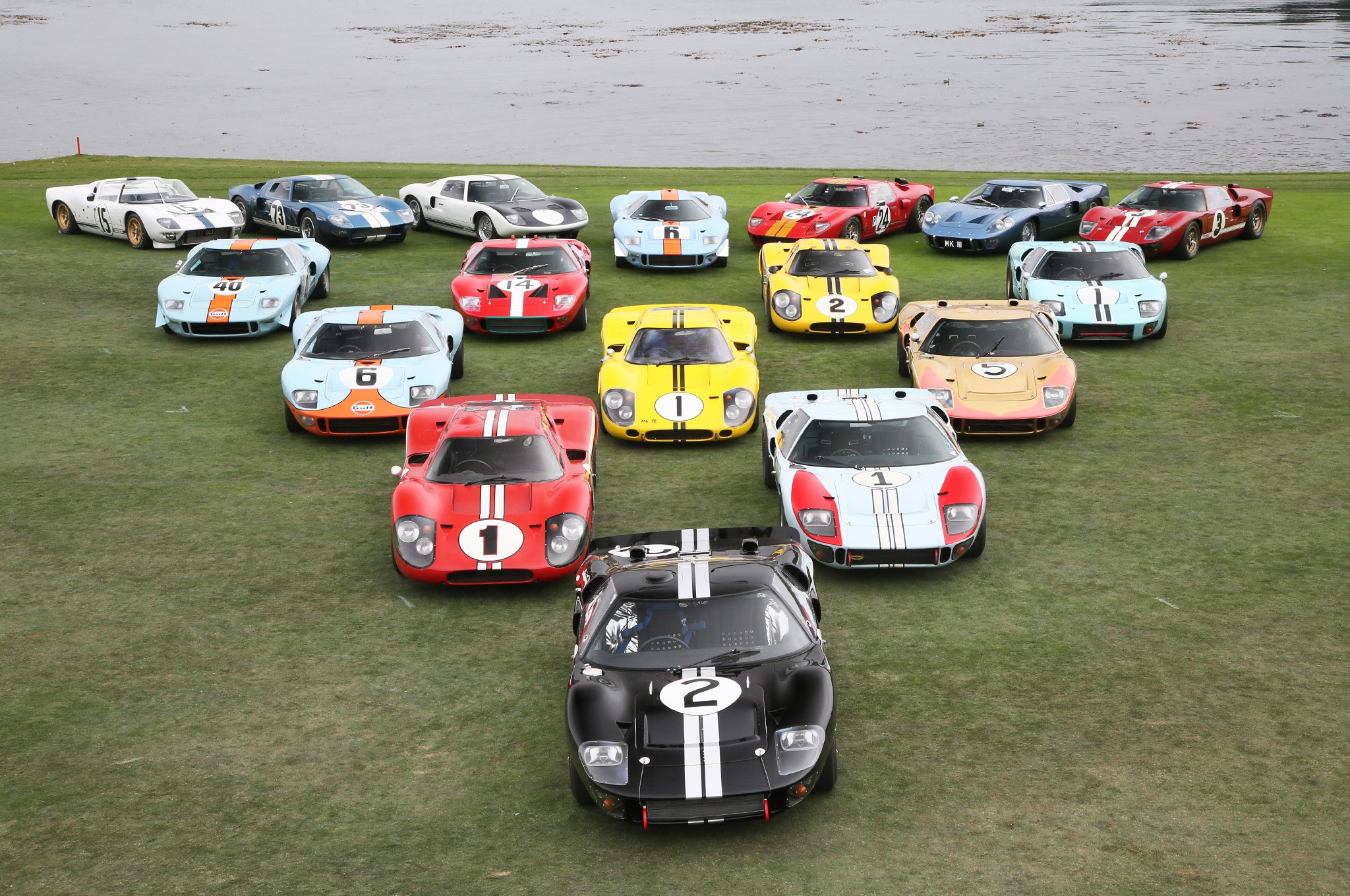 Ford GT40 2016 Pebble Beach Conours Group Photo