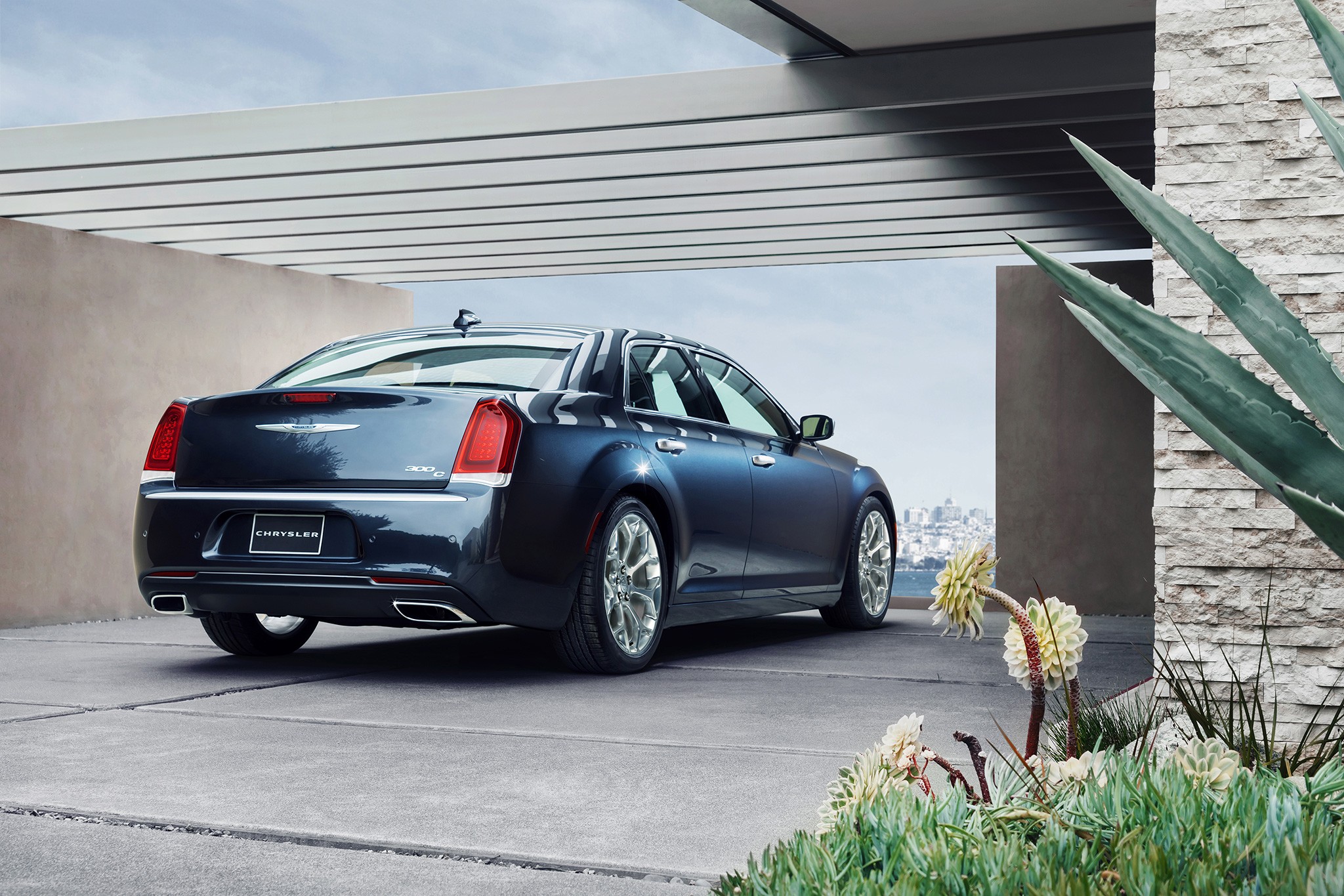 2017 Chrysler 300C Platinum rear three quarter