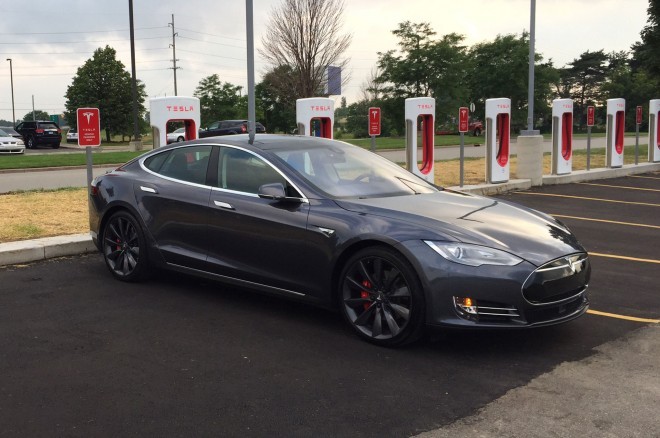 Tesla Supercharger 09 660x438