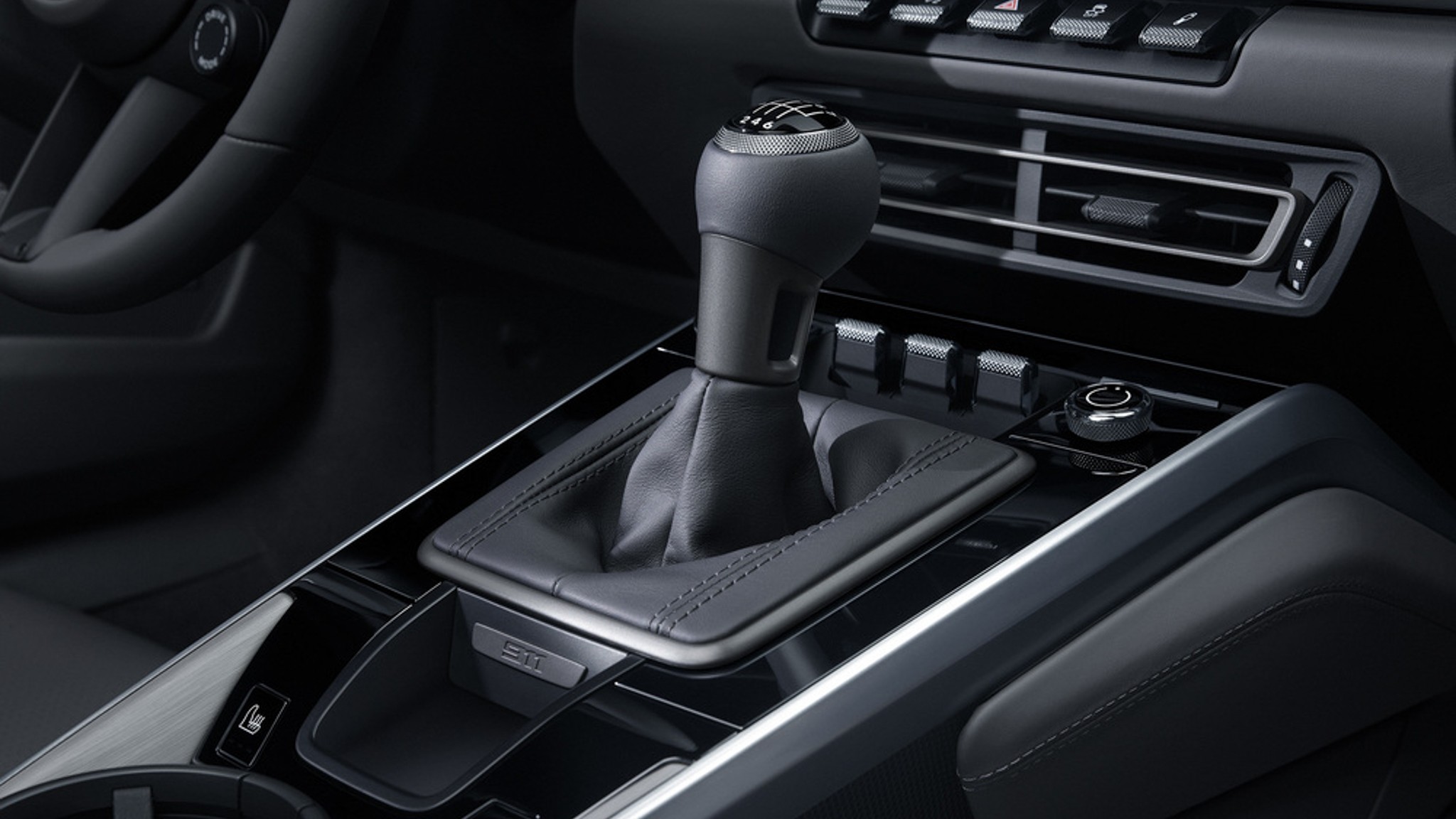 2020 Porsche 911 Carrera S manual lead