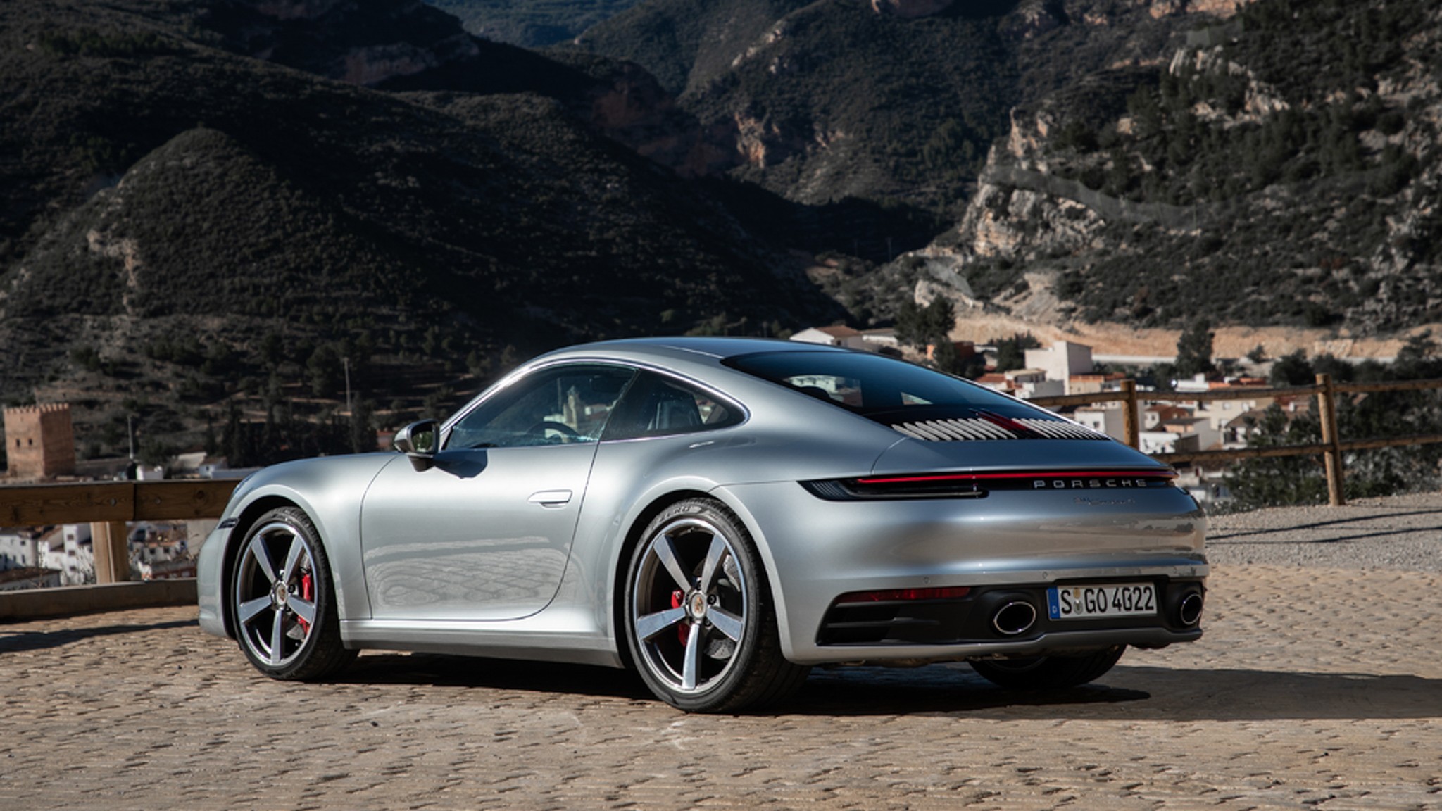 2020 Porsche 911 Carrera S manual 7