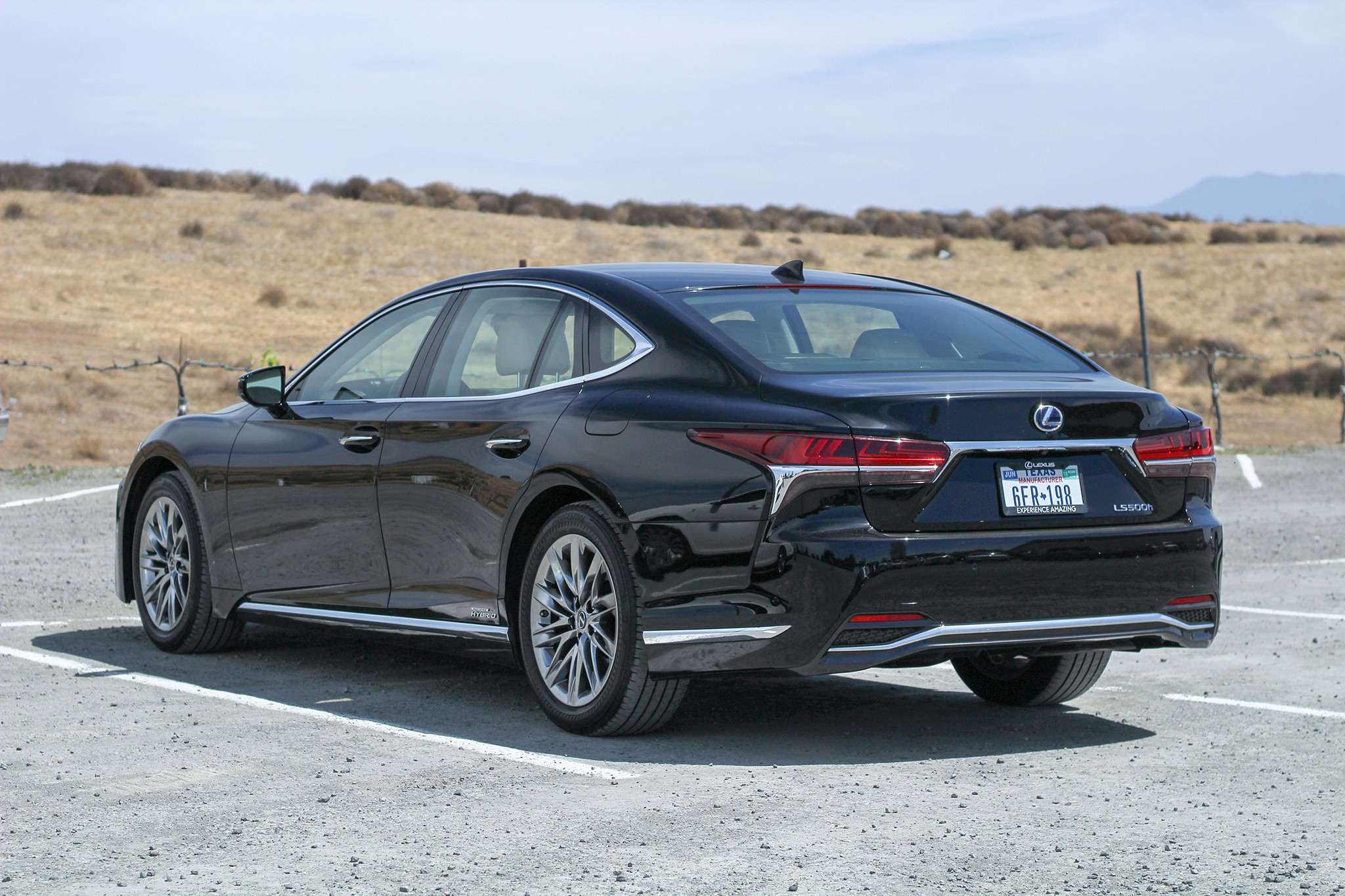 2018 Lexus LS 500h 16