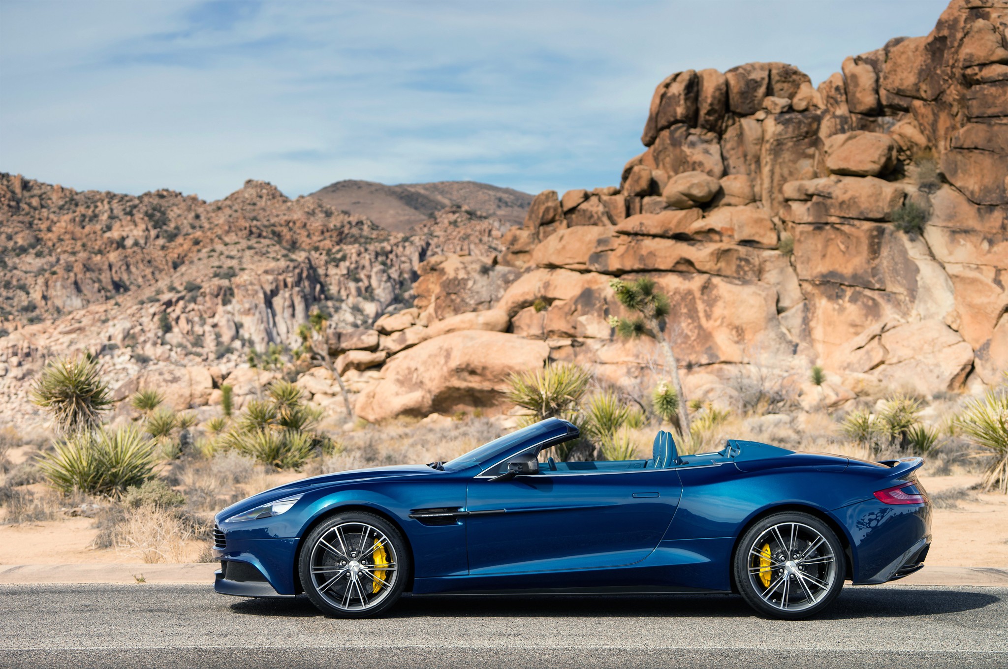 2014 Aston Martin Vanquish Volante side static