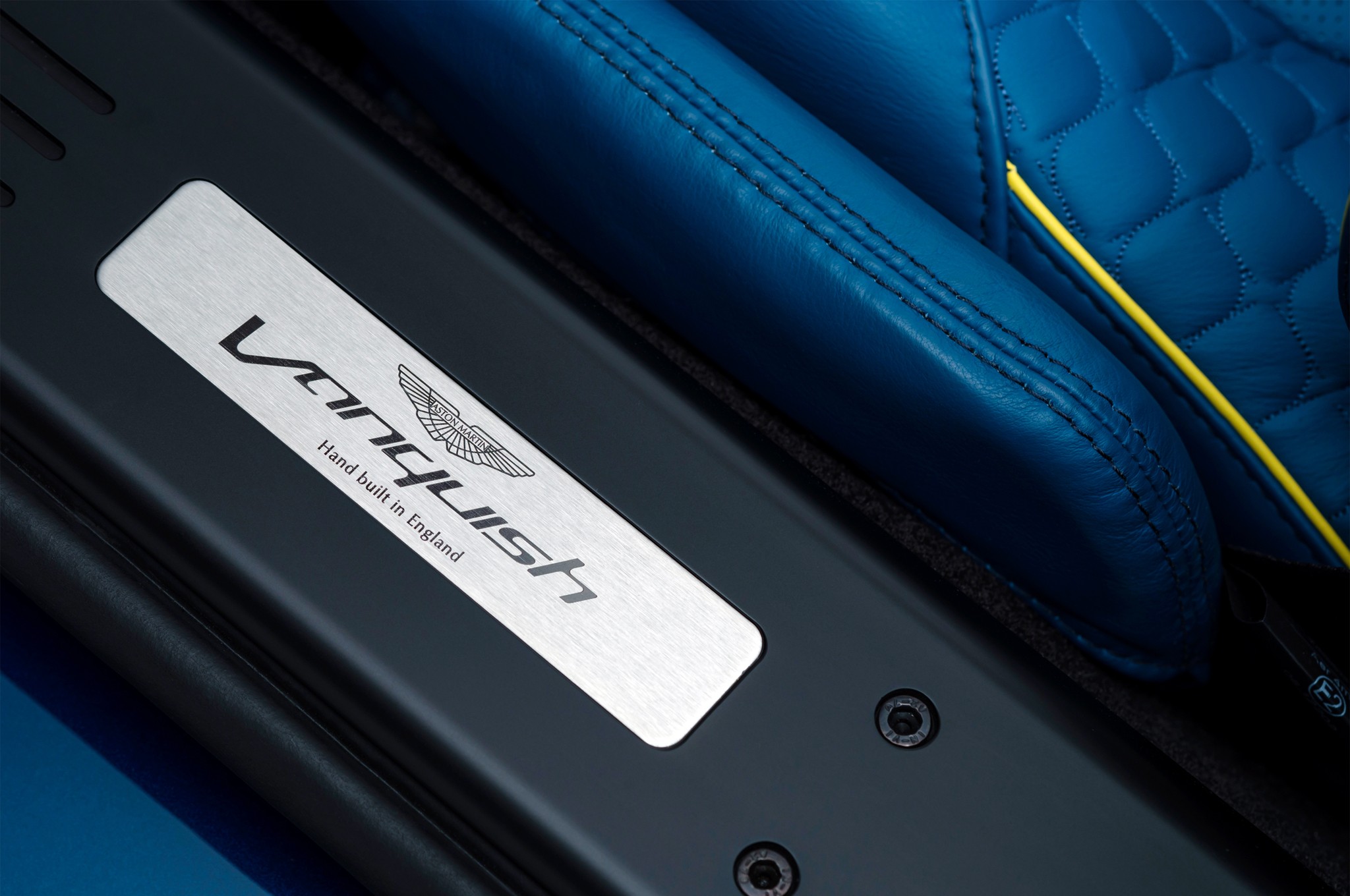 2014 Aston Martin Vanquish Volante door sill