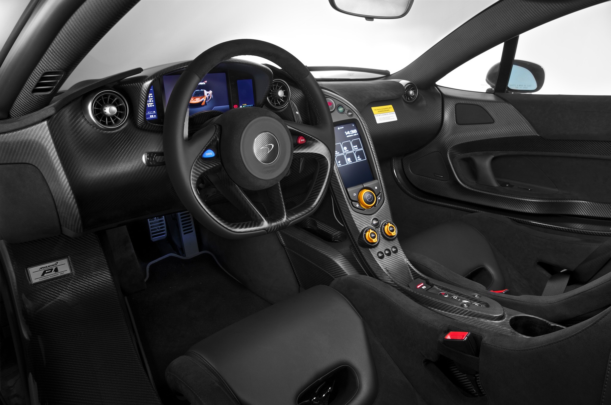 Mclaren P1 interior