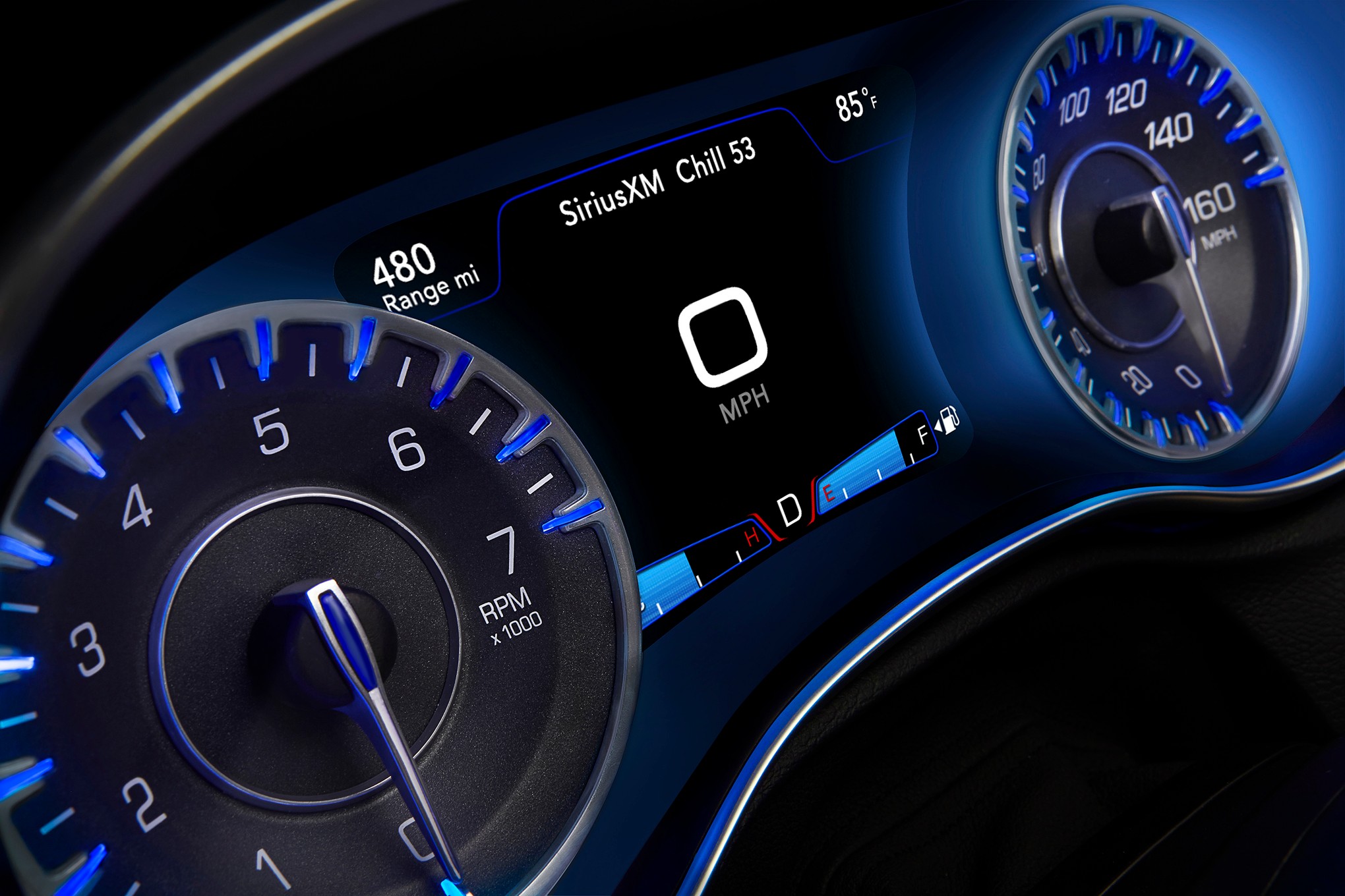 2015 Chrysler 300C Platinum instrument cluster 02