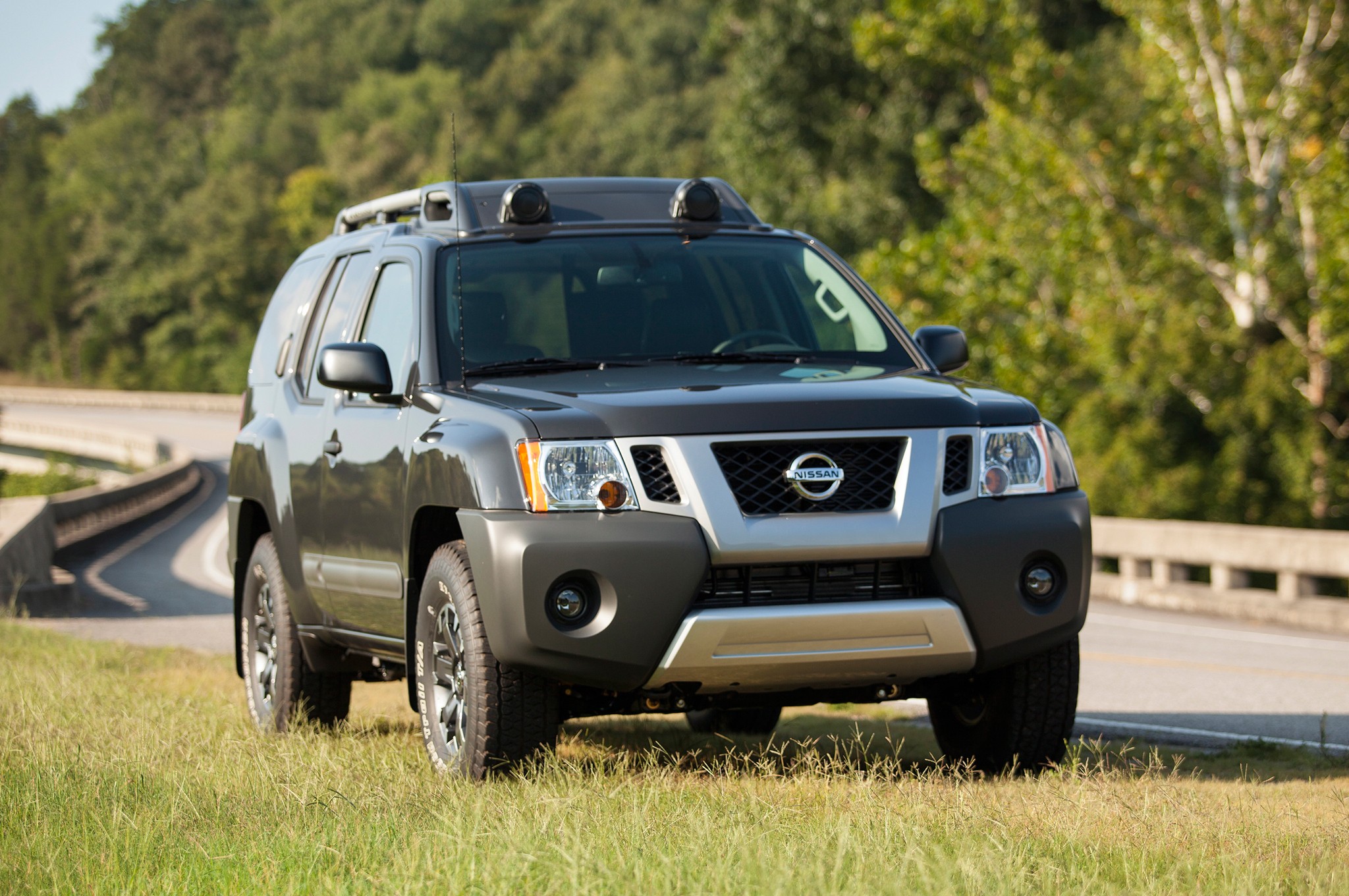 2015 nissan xterra front angle
