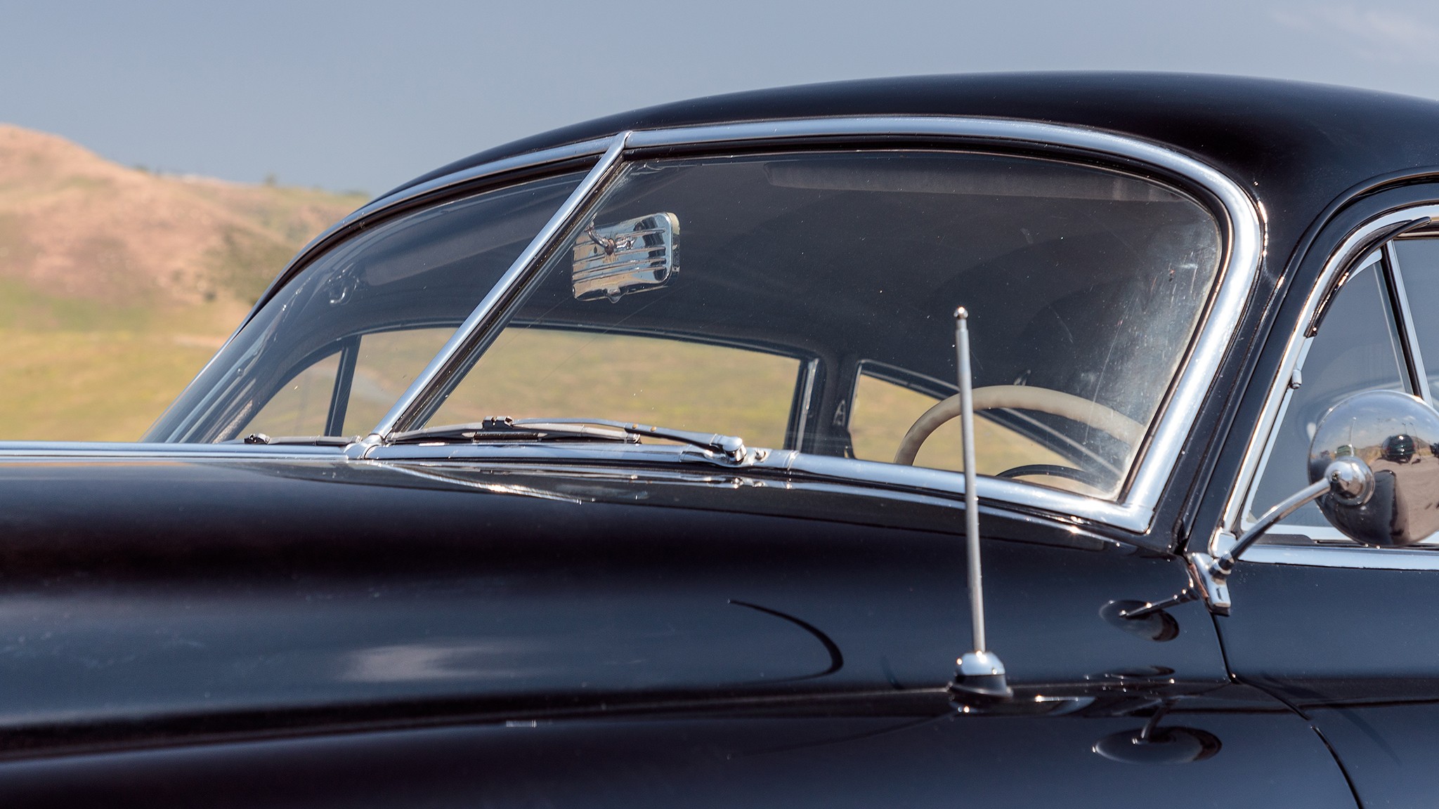 1949 Cadillac Series 62 Sedanette windshield