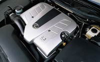 112_0107 2001_lexus_ls_430 top_engine_view