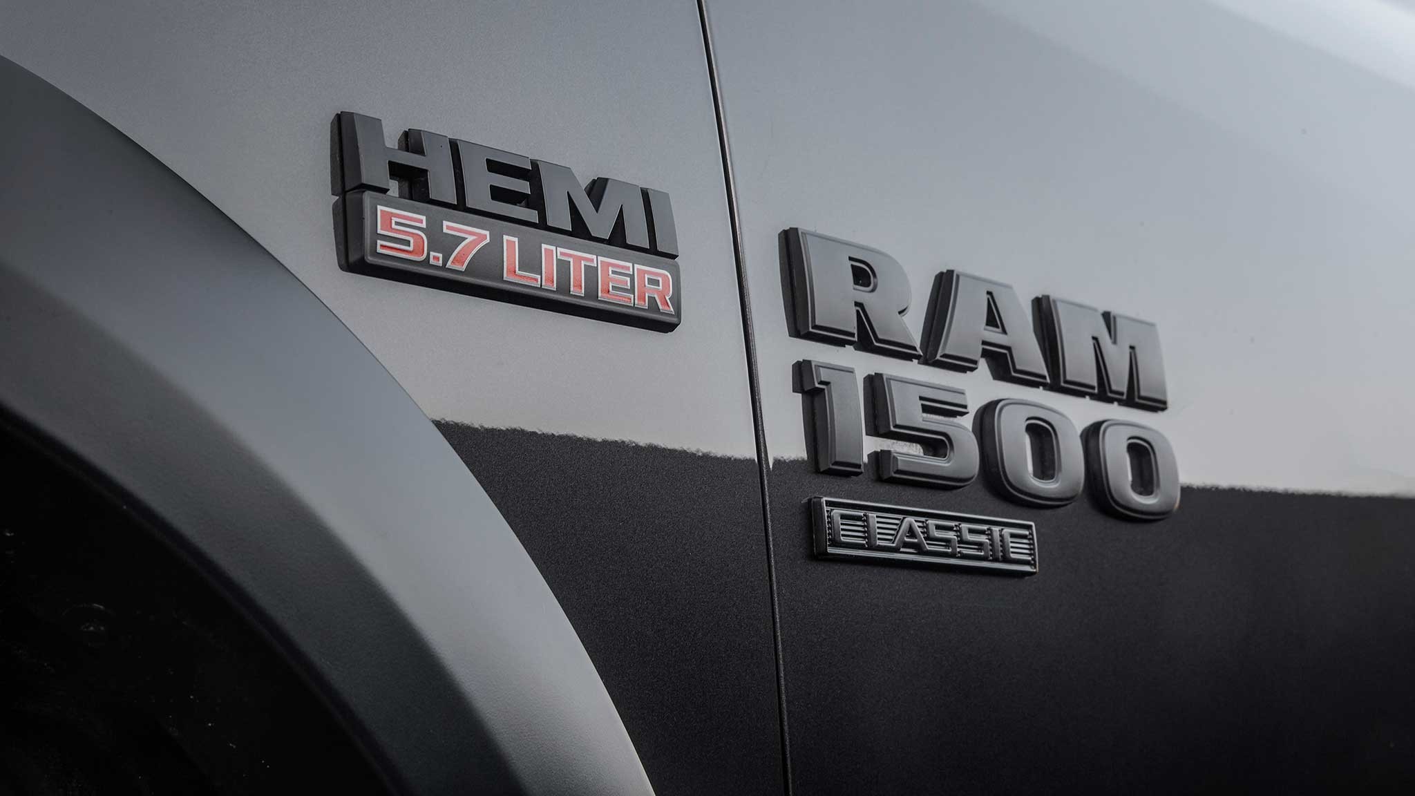 Ram 1500 Classic Warlock 8