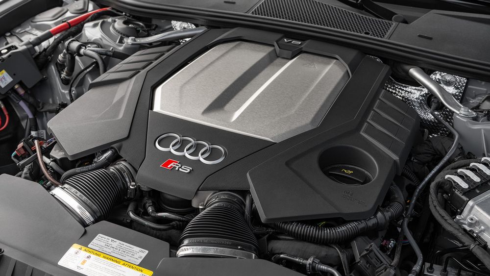 2021 Audi RS 6 Avant 27 1