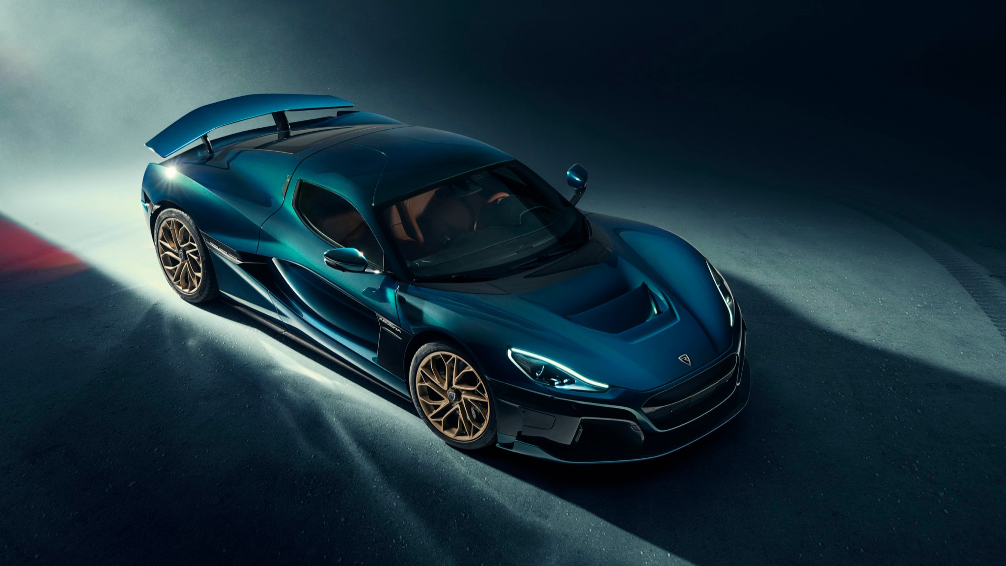 RIMAC NEVERA FRONT HIGH