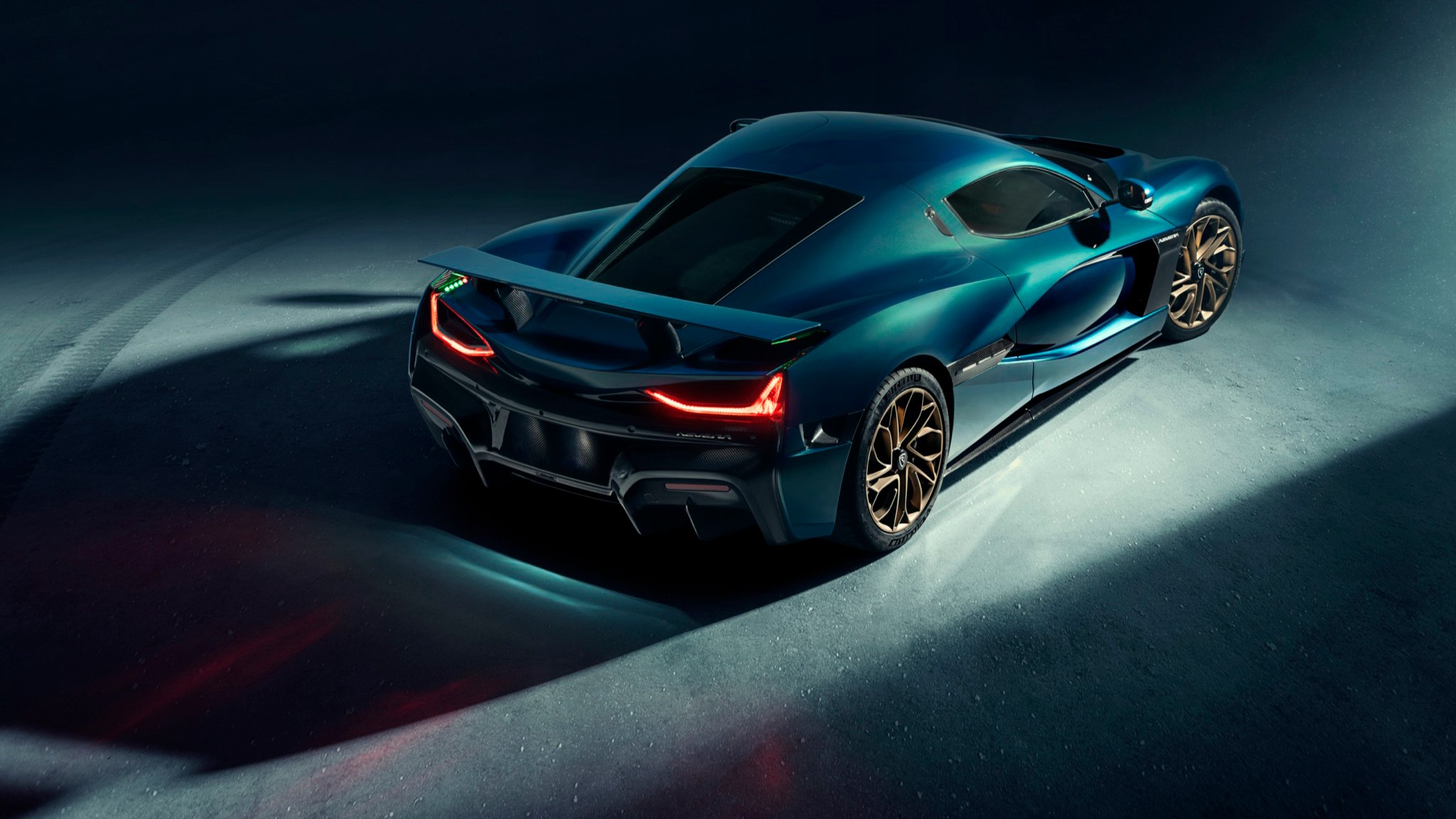 RIMAC NEVERA REAR HIGH