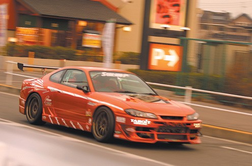 p156378_large+1999_Nissan_Silvia+Front_Side_Driving