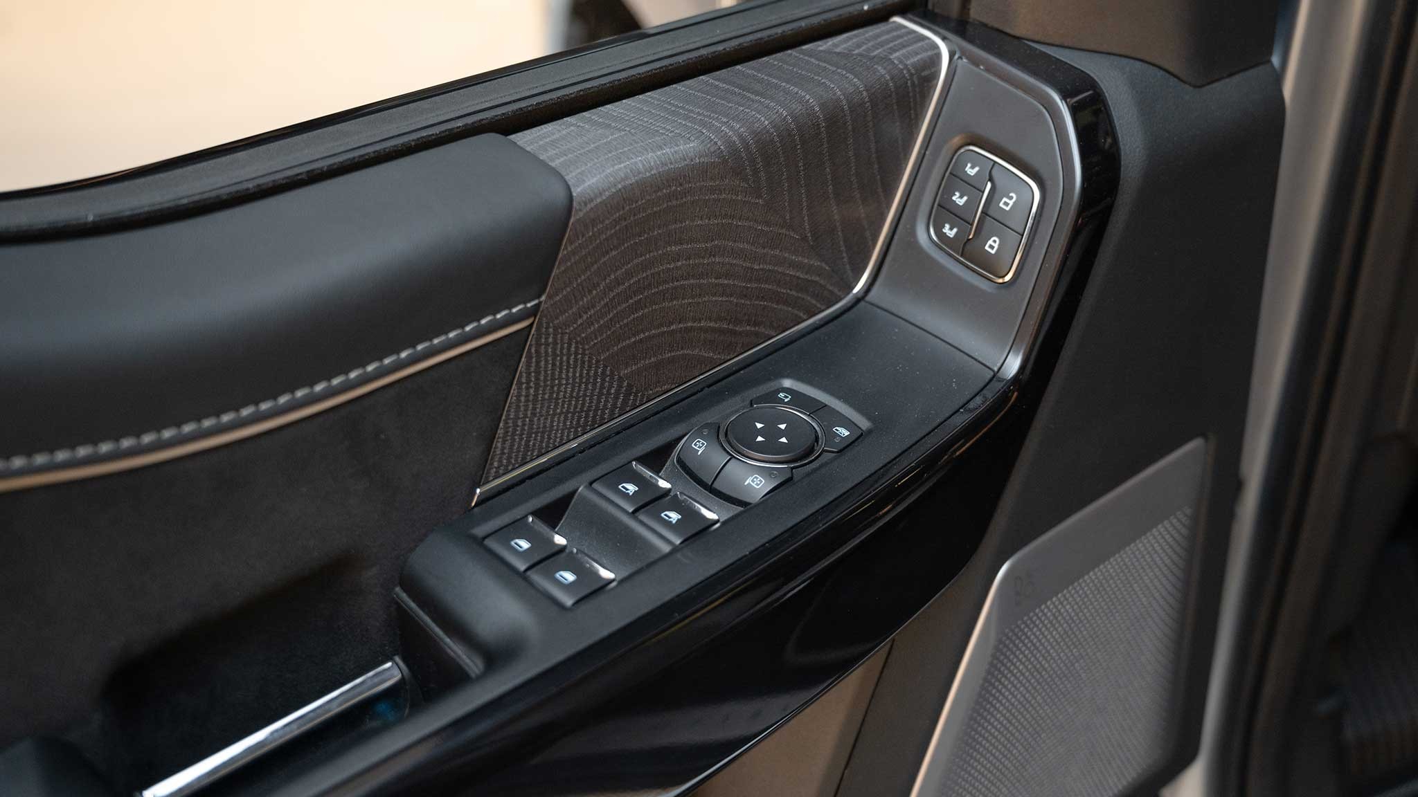 2022 Ford F 150 Lightning window switches