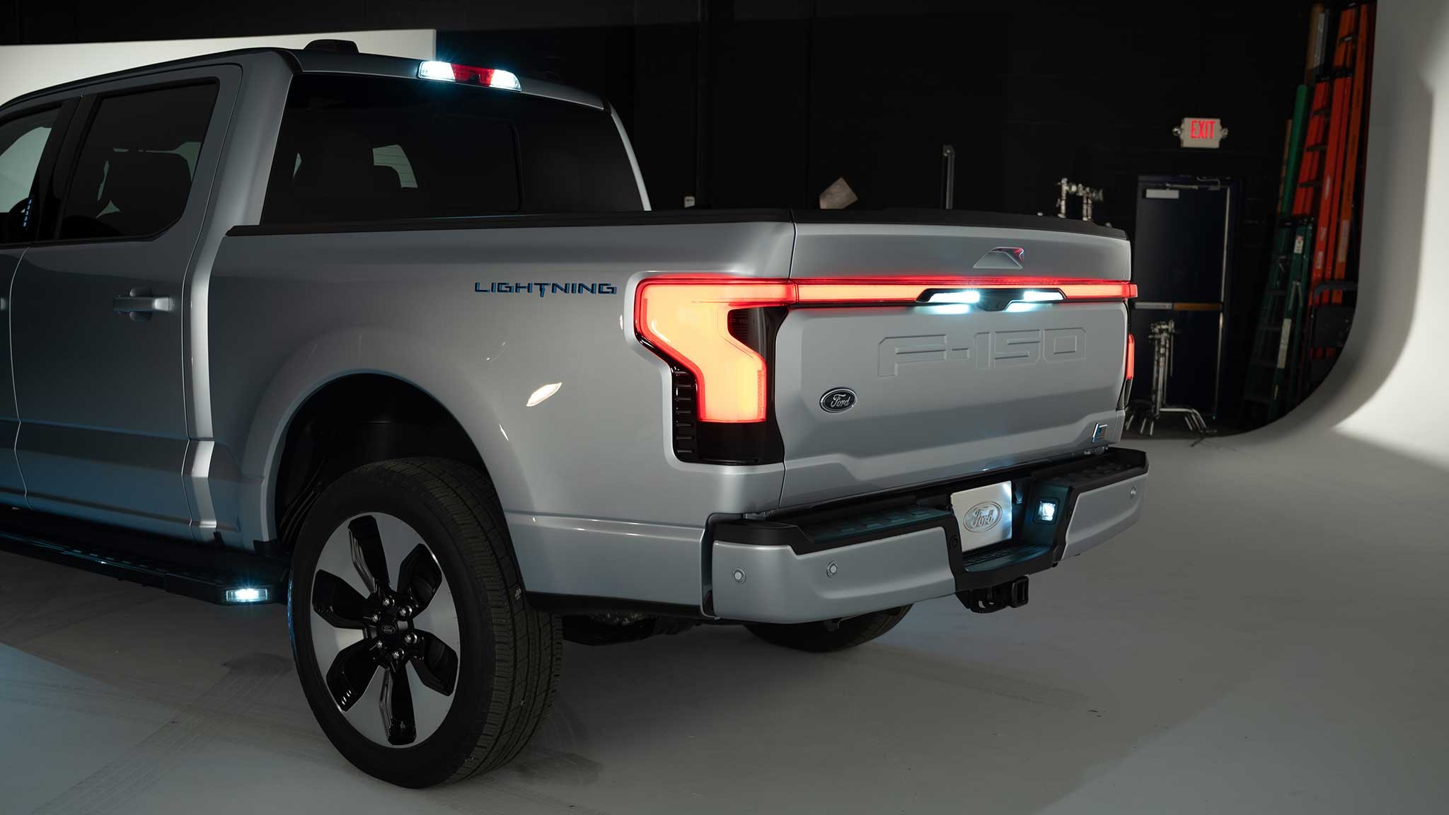 2022 Ford F 150 Lightning rear lighting