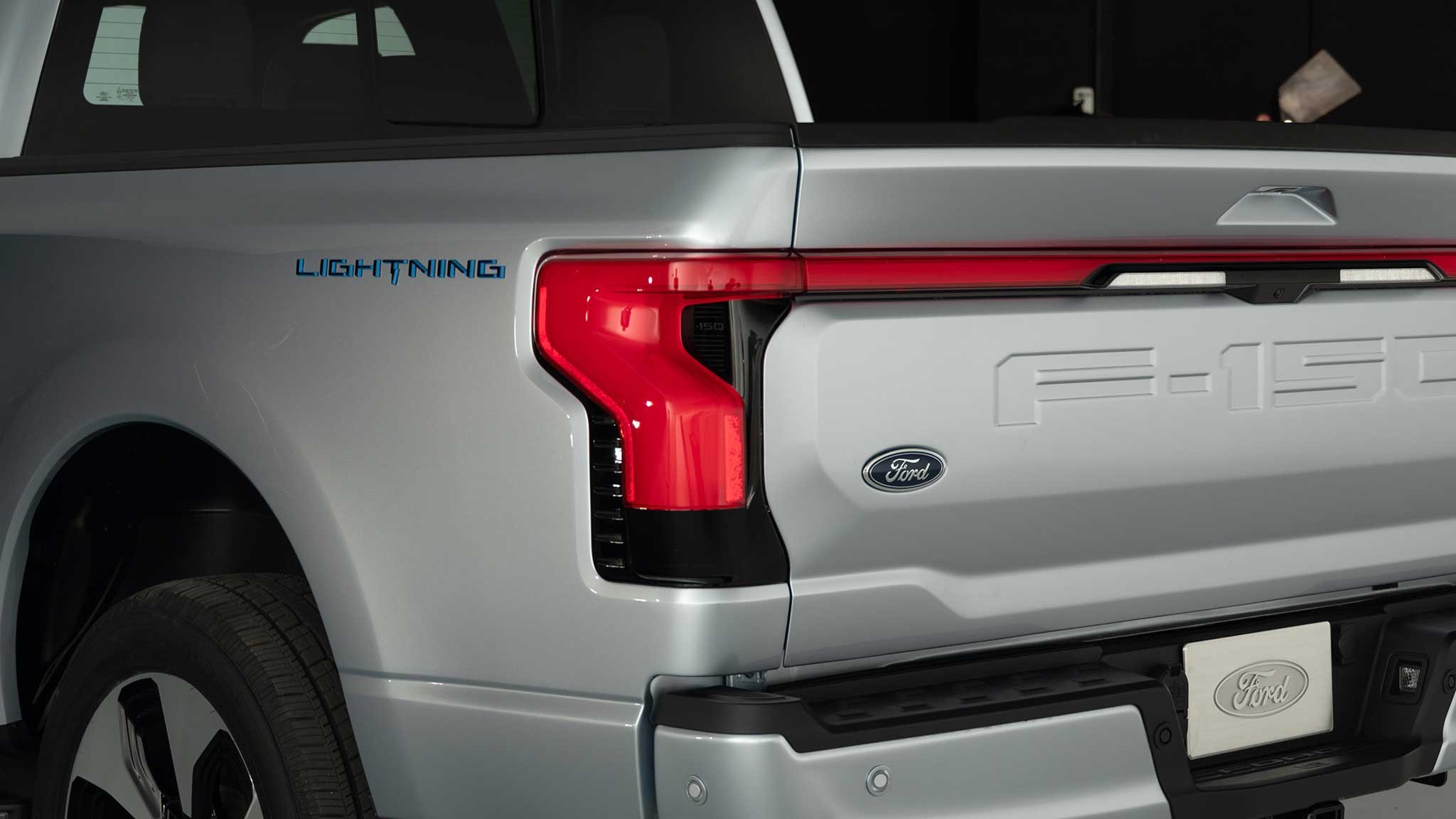 2022 Ford F 150 Lightning taillight