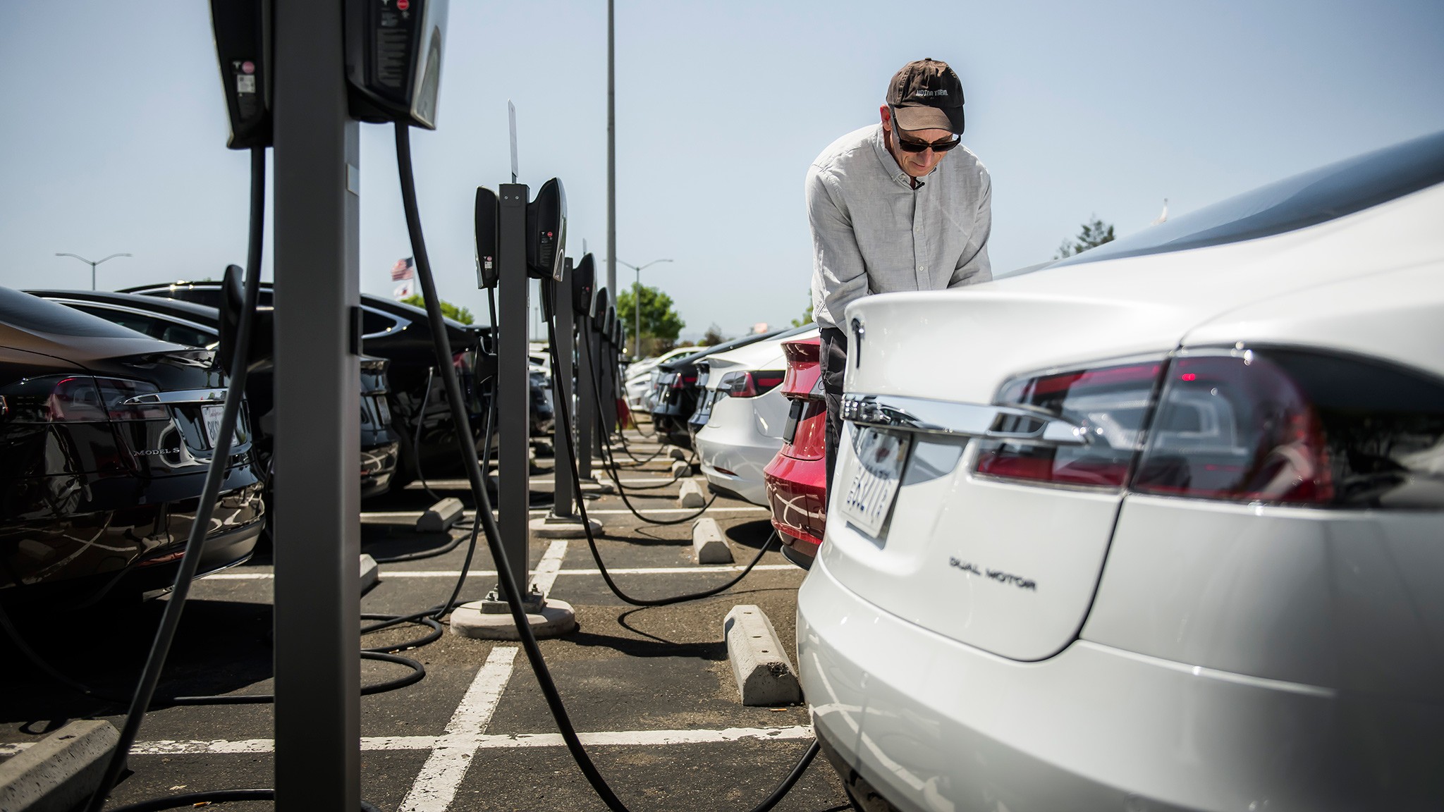 2019 Tesla Model S range road trip Supercharger recharging
