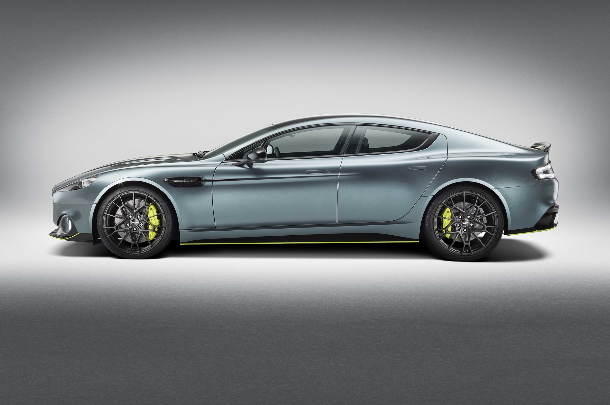 Aston Martin Rapide AMR side