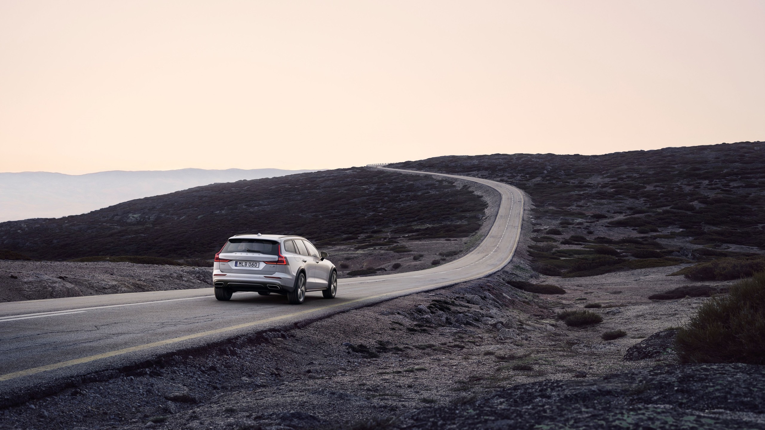 2020 Volvo V60 Cross Country on the road