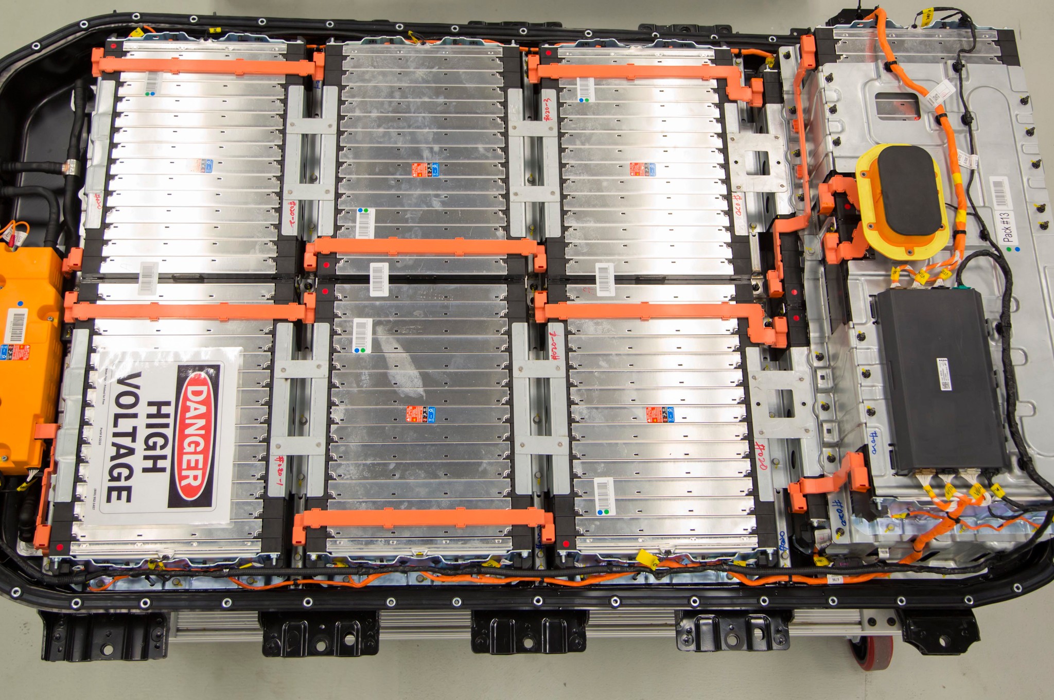 2017 Chevrolet Bolt EV Battery Lab battery pack