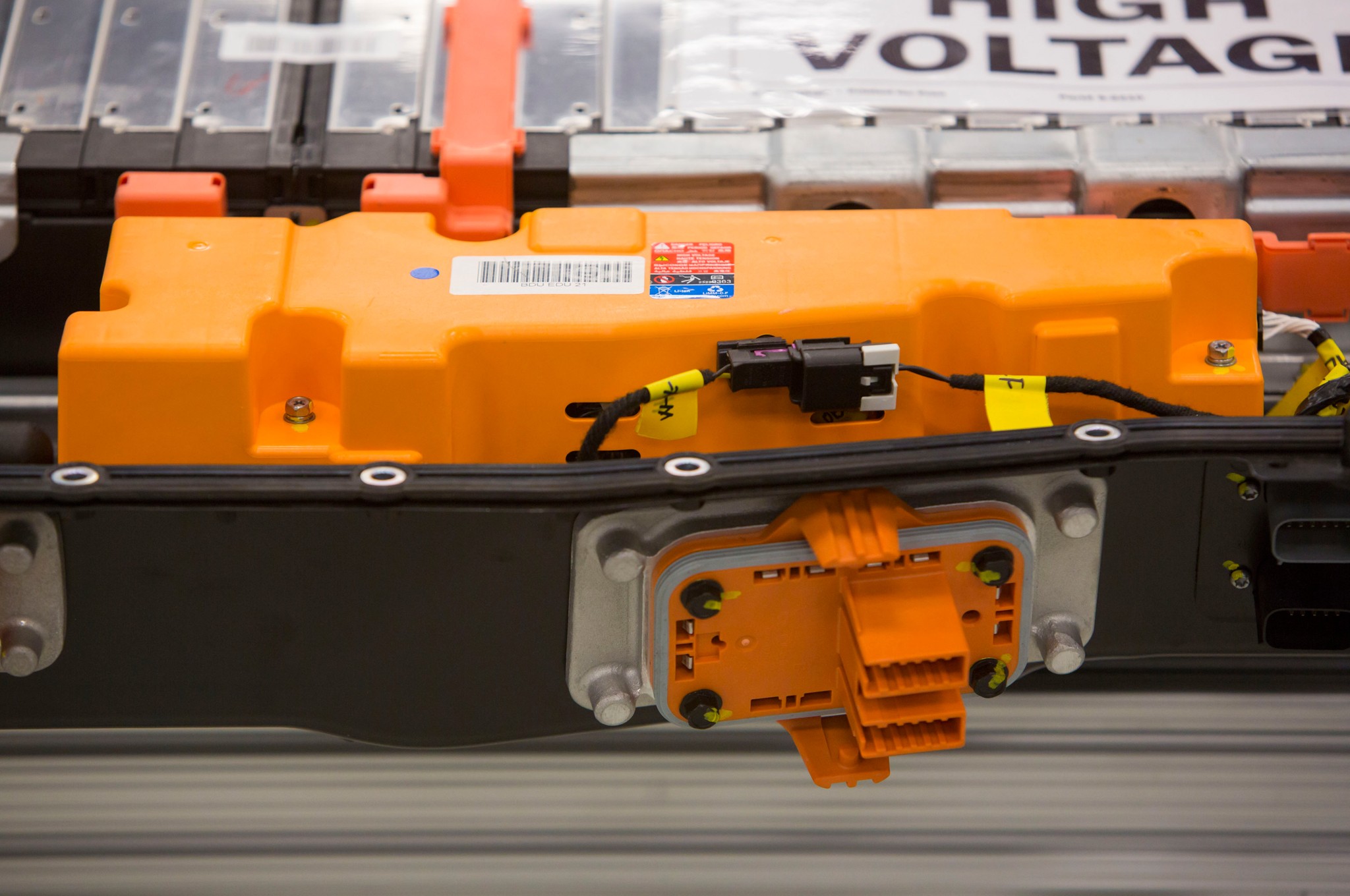 2017 Chevrolet Bolt EV Battery Lab battery pack 03