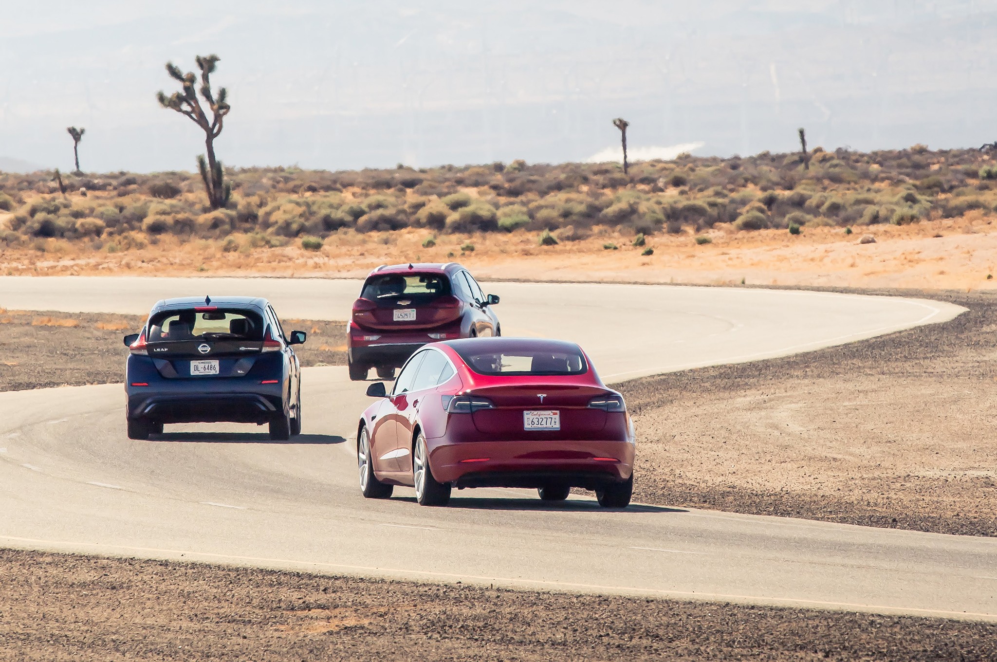 Chevrolet Bolt EV Premier vs Nissan Leaf SL vs Tesla Model 3 Long Range 01