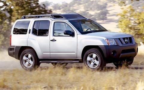 112_0502_07z 2005_nissan_xterra front_side_view