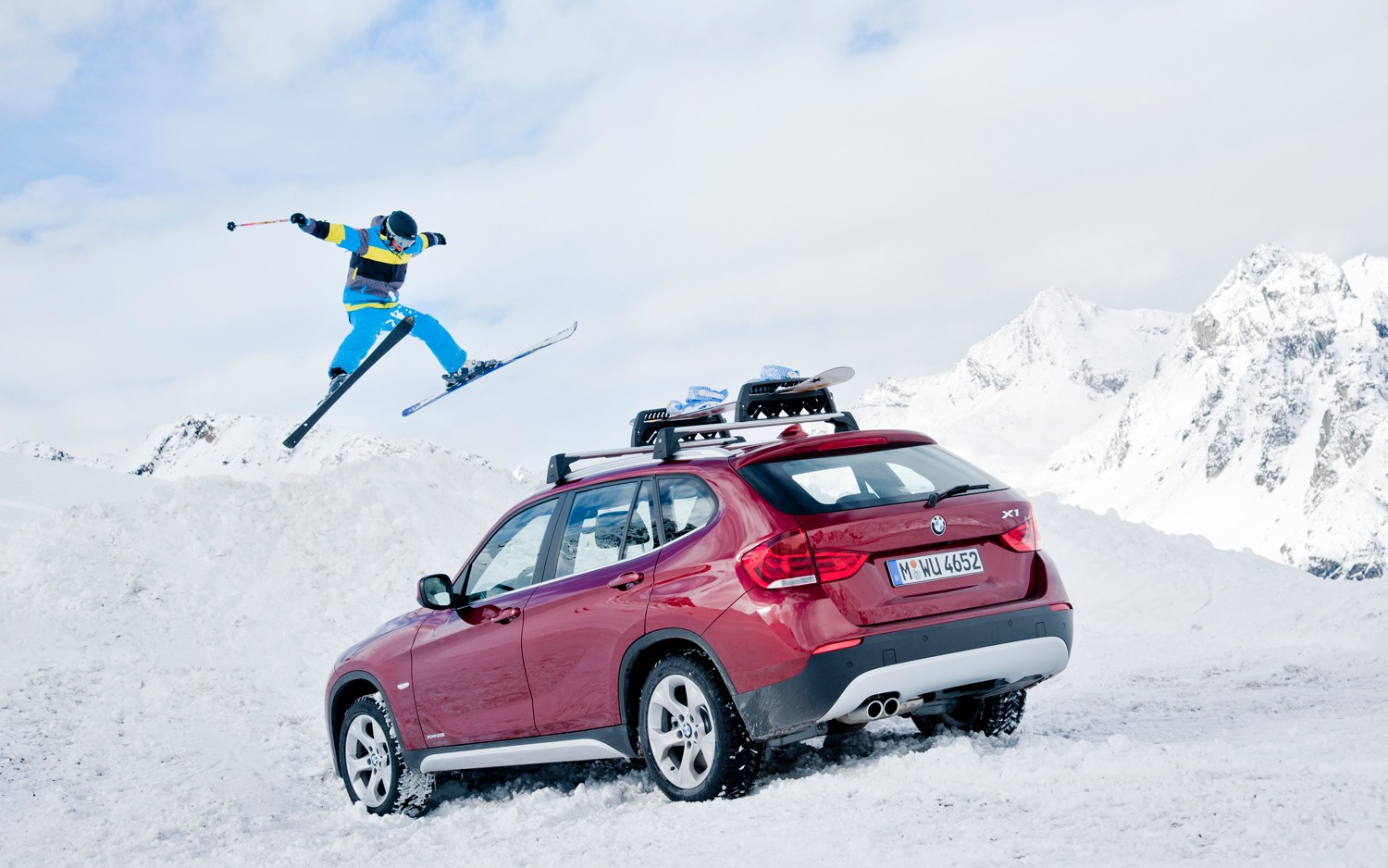 2012-BMW-X1-xdrive28i-rear-three-quarter