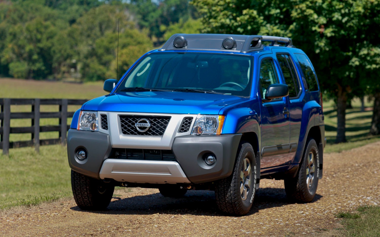2012-Nissan-Xterra-front-three-quarter1