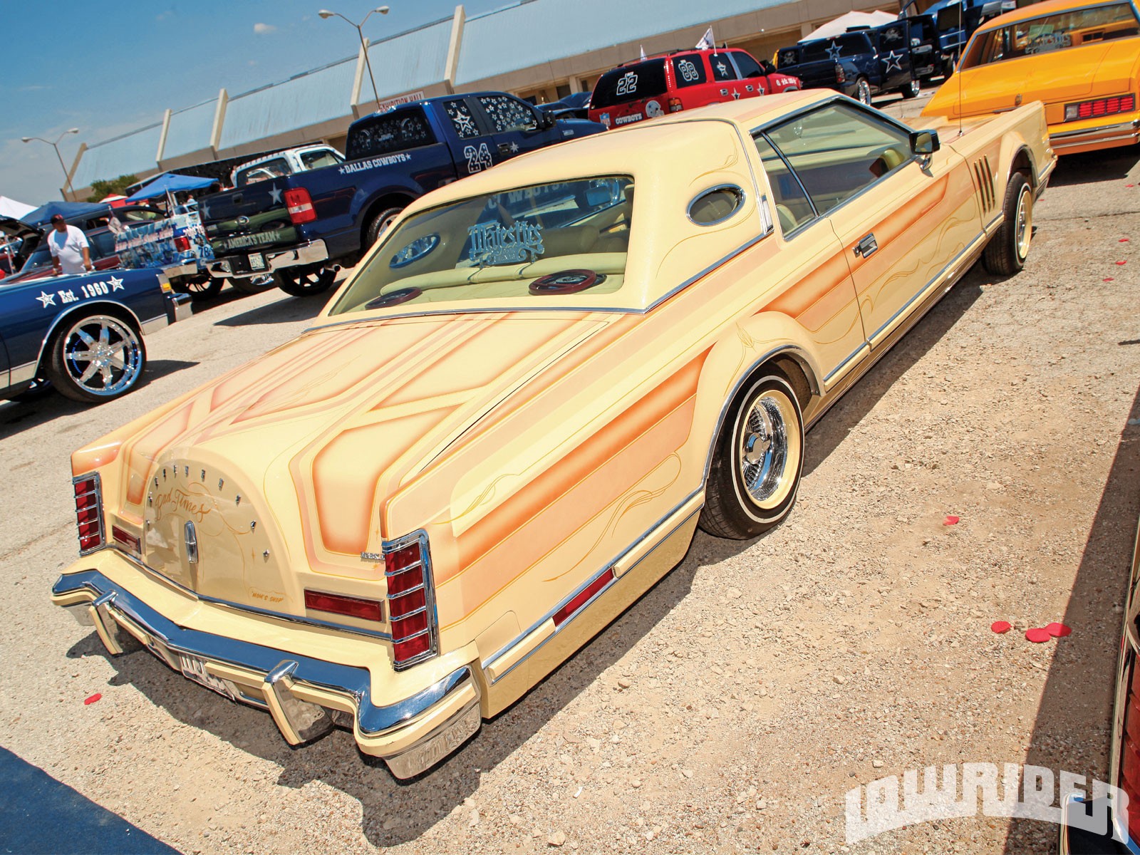 1102_lrmp_23_o-2010_lowrider_experience_tour_mesquite_texas-custom_lowrider