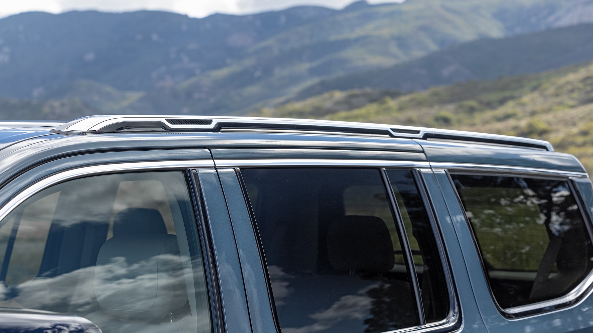 019 2023 jeep wagoneer top